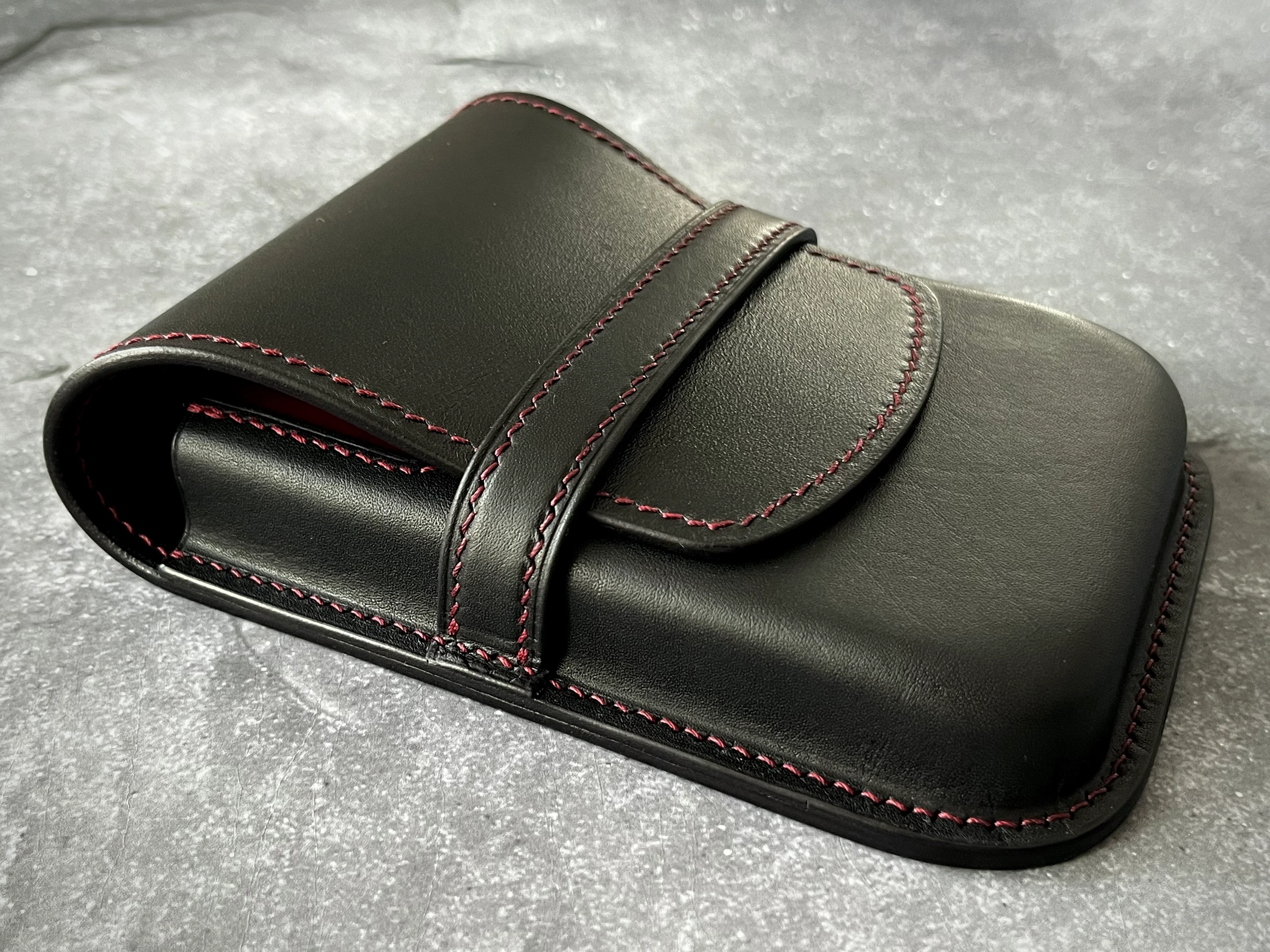 BLACK RUBY LEATHER PEN CASE FOR FIVE PENS