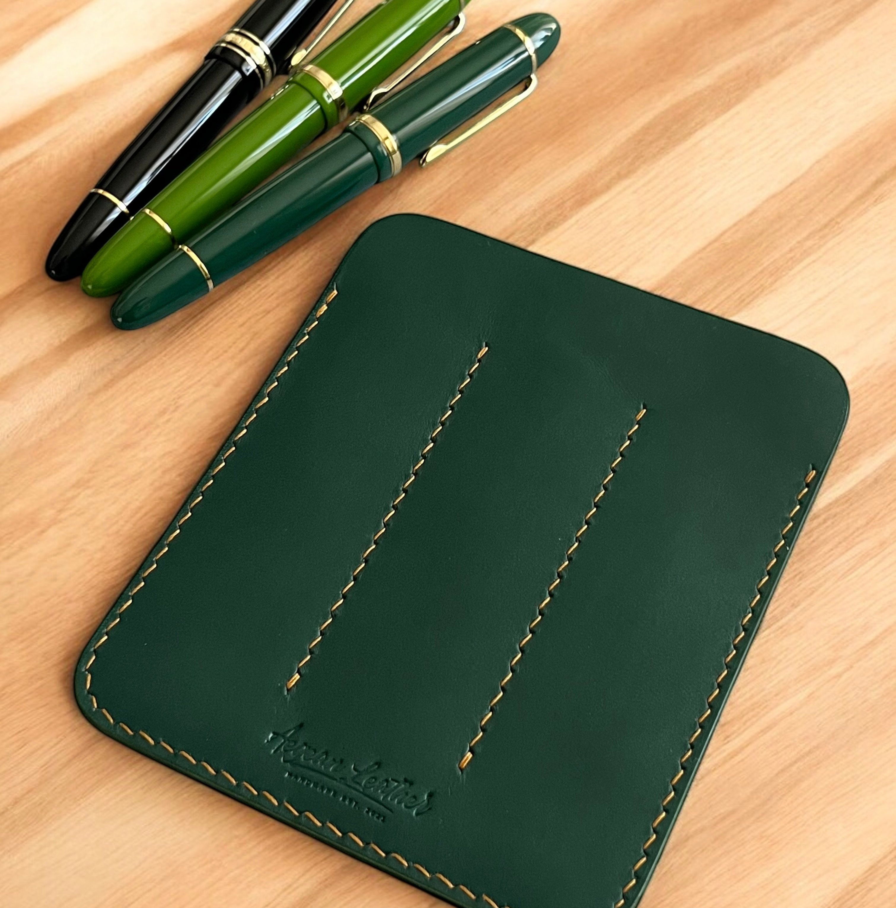 LEATHER TRIPLE PEN SLEEVE-GREEN