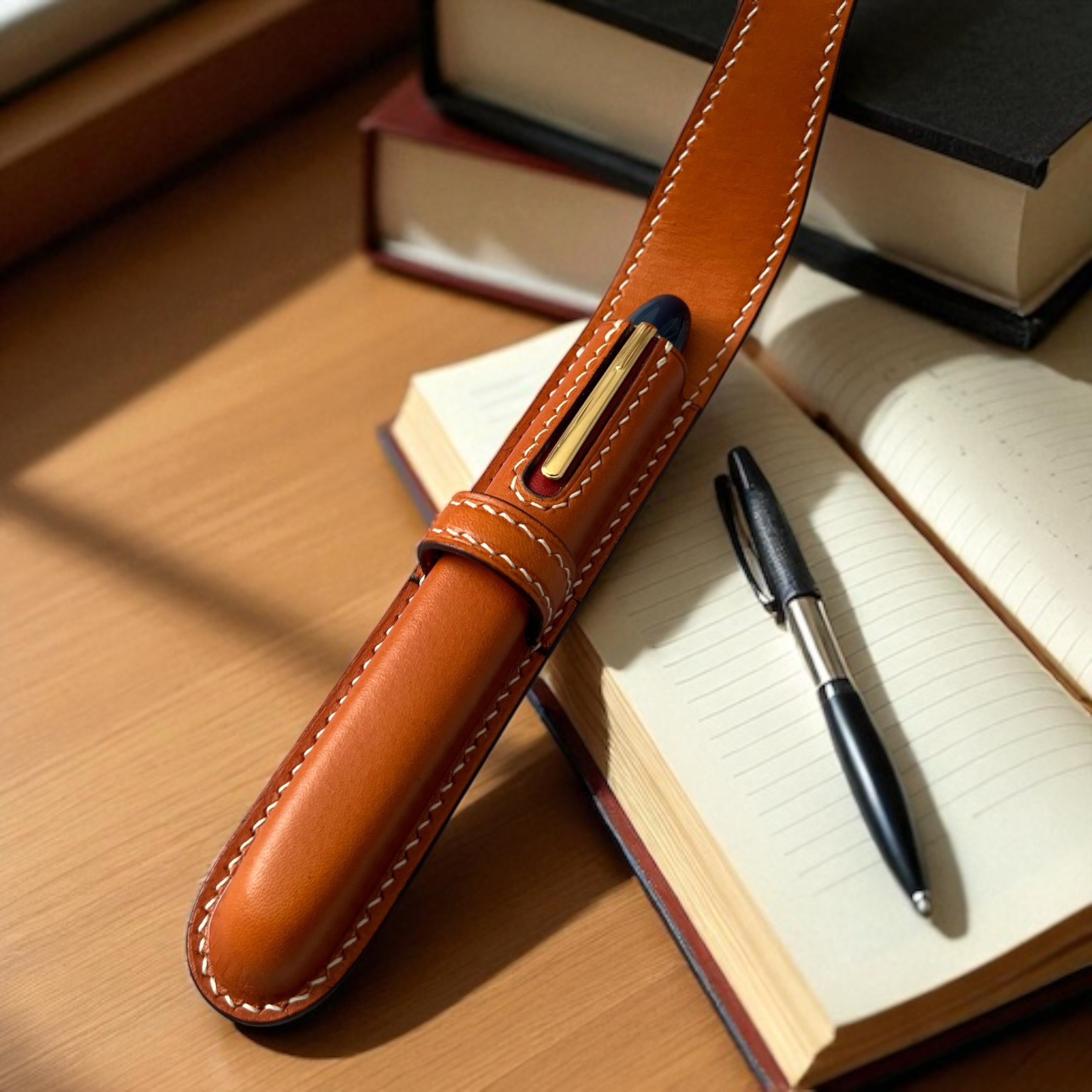 GOLDEN SAND LEATHER SINGLE PEN CASE