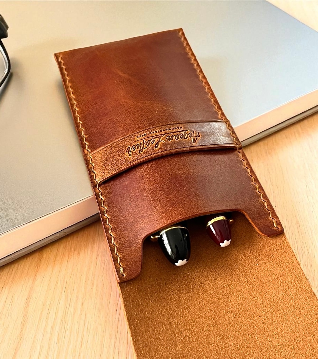 SIGNATURE PEN CASE-BORDEAUX