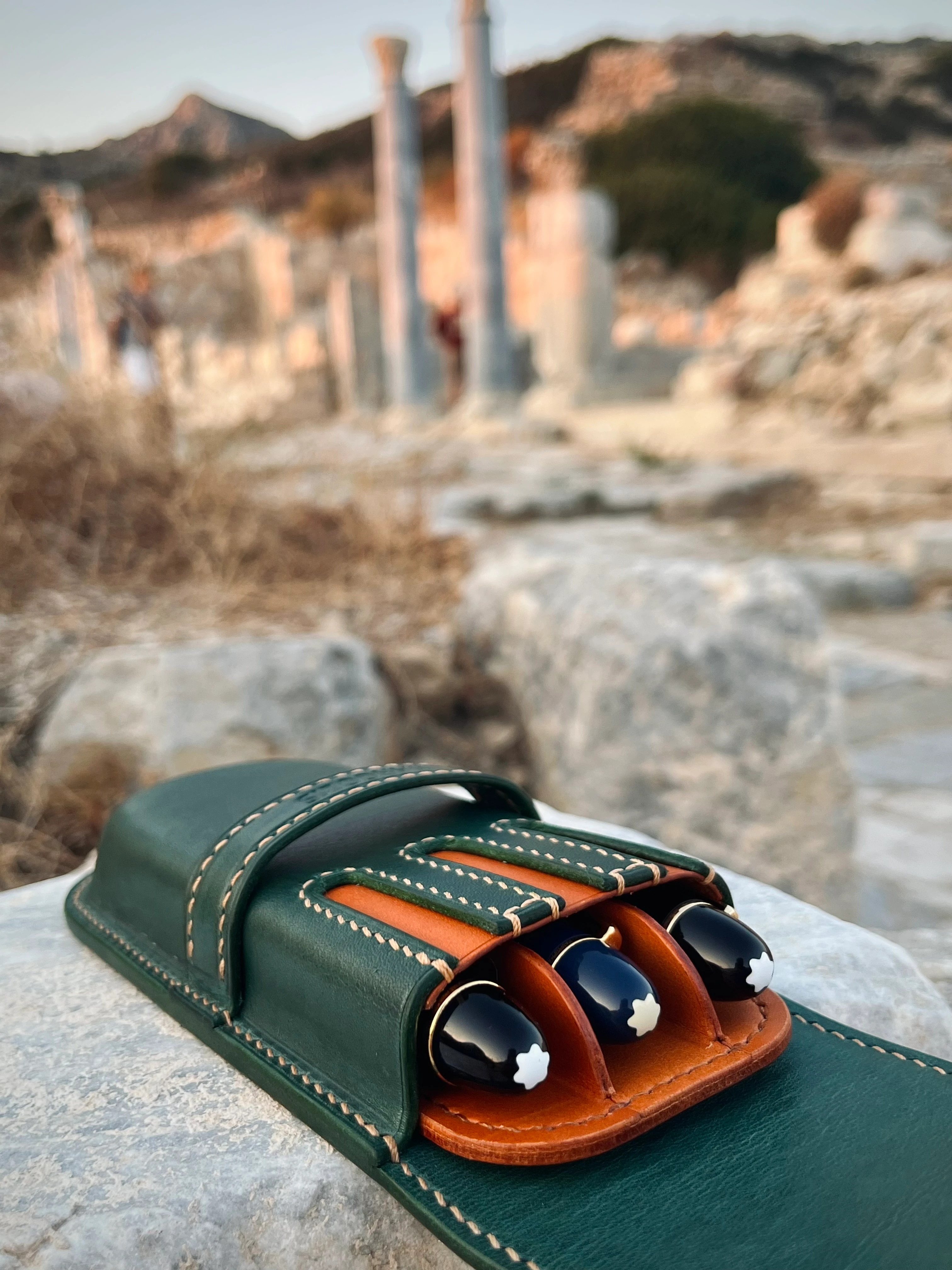 NAMIKI EMPEROR-PILOT CUSTOM URUSHI GREEN FOREST LEATHER PEN CASE FOR THREE PENS