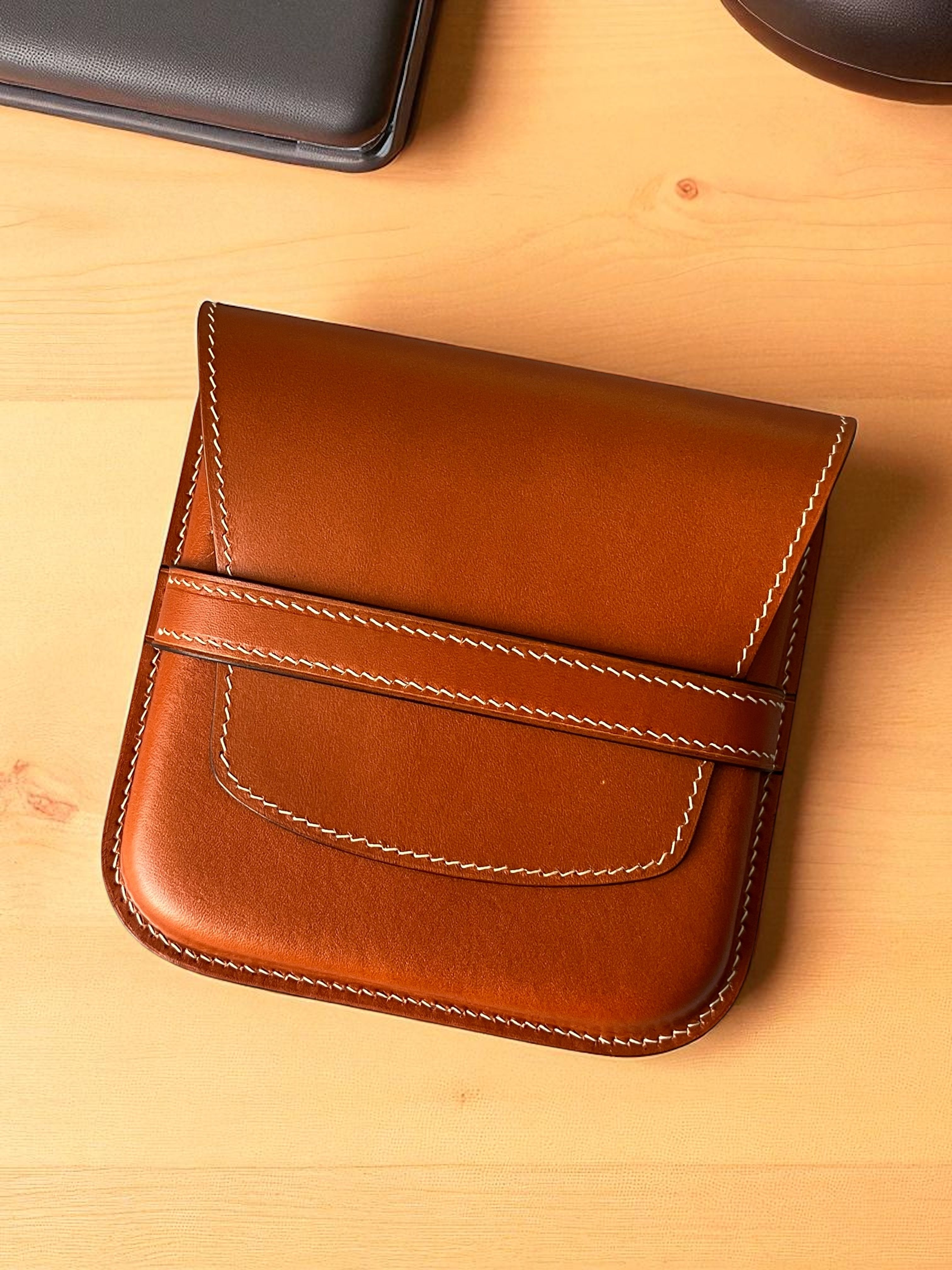 GOLDEN SAND LEATHER PEN CASE FOR SEVEN PENS