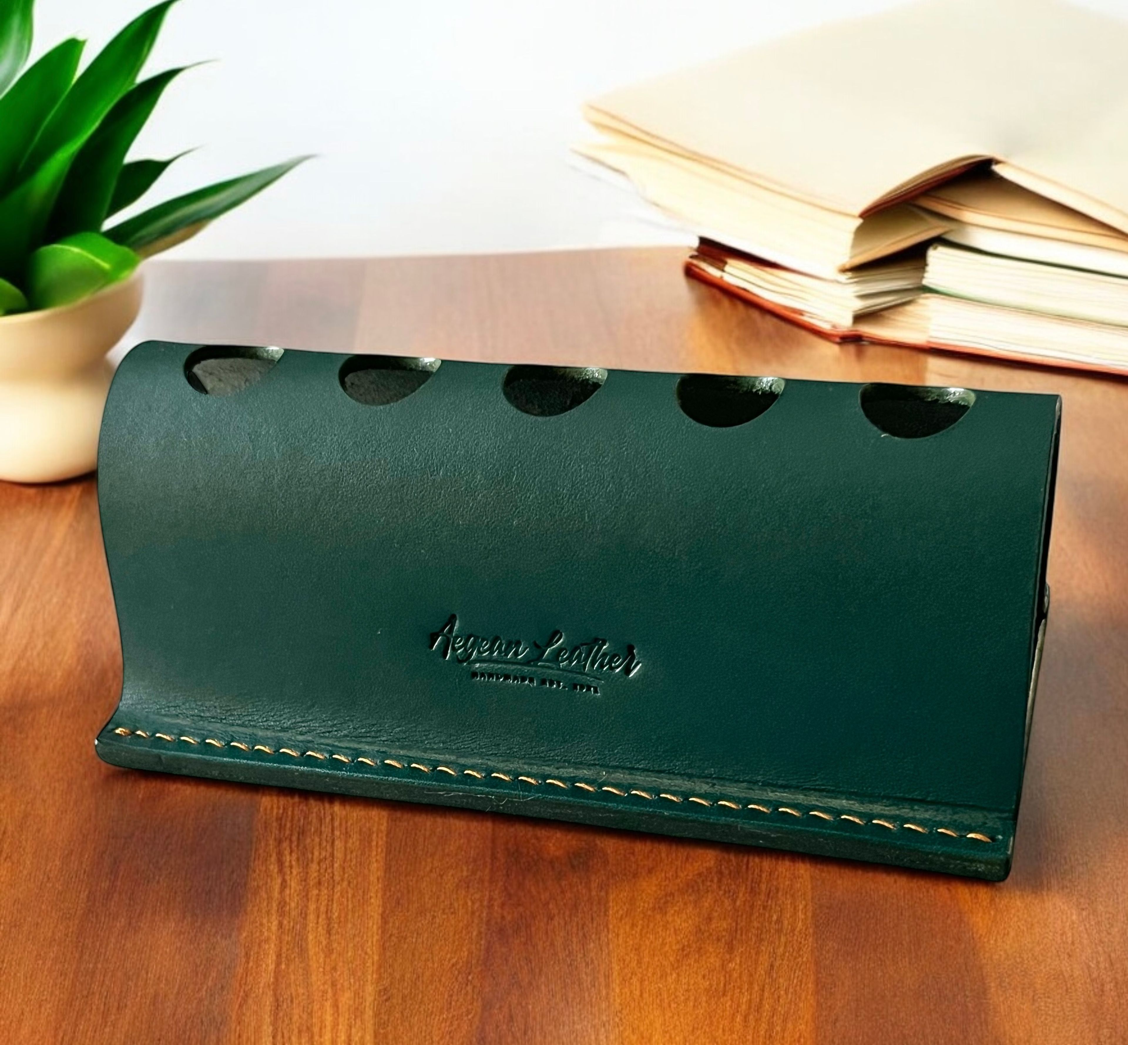 LEATHER PEN HOLDER FOR FIVE PENS-GREEN