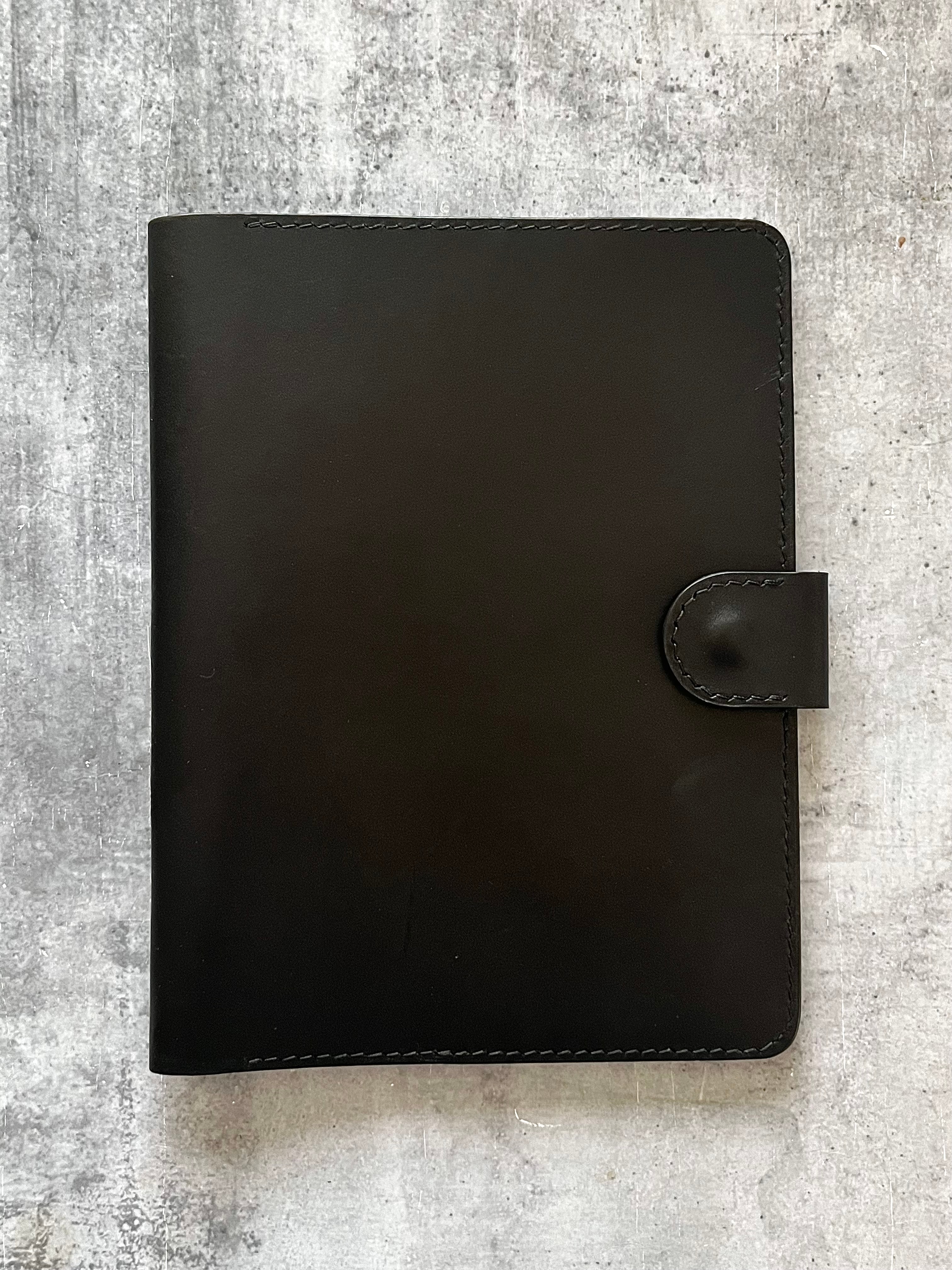 A5 LEATHER PORTFOLIO-Black