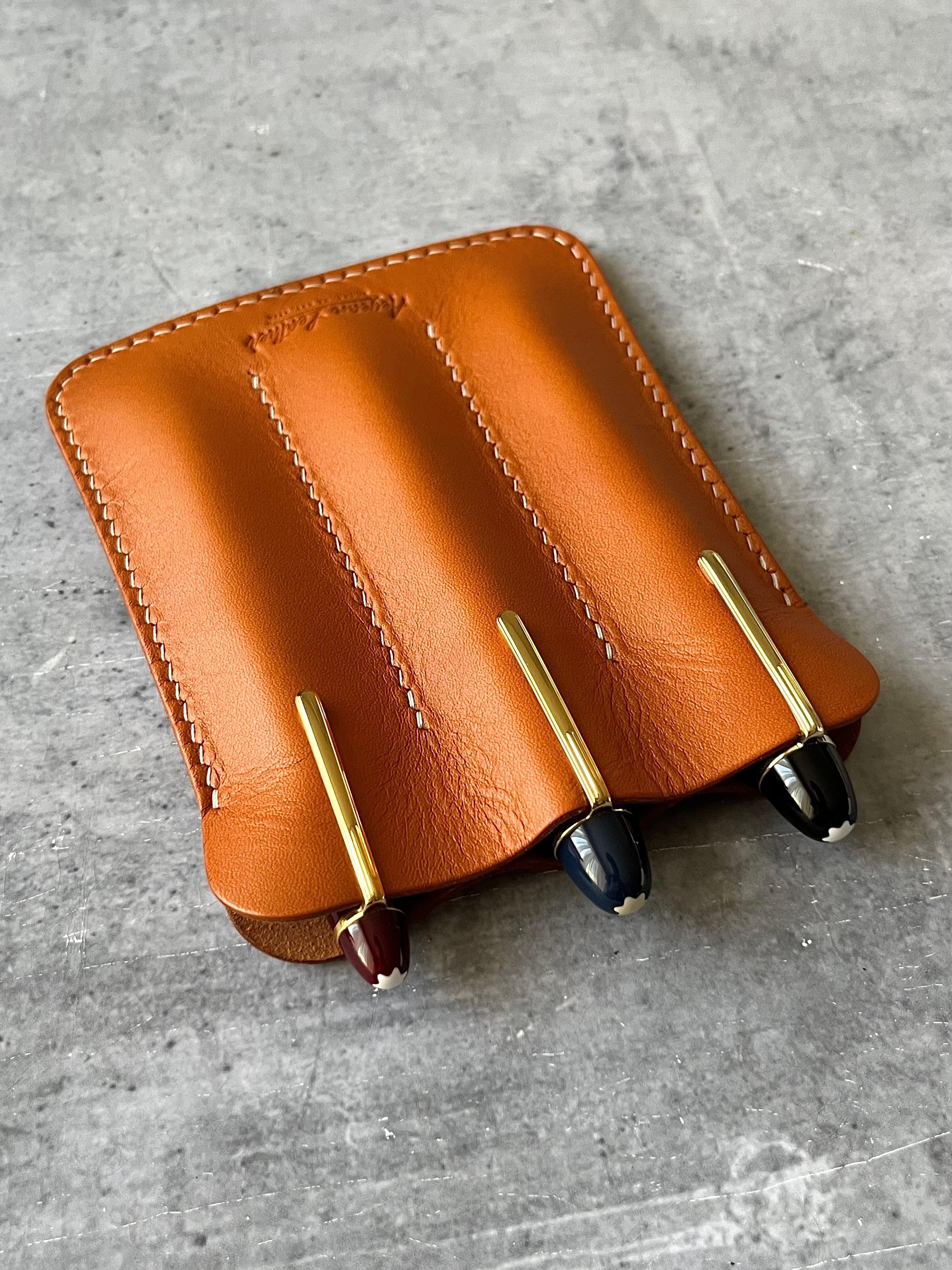 LEATHER TRIPLE PEN SLEEVE-TAN