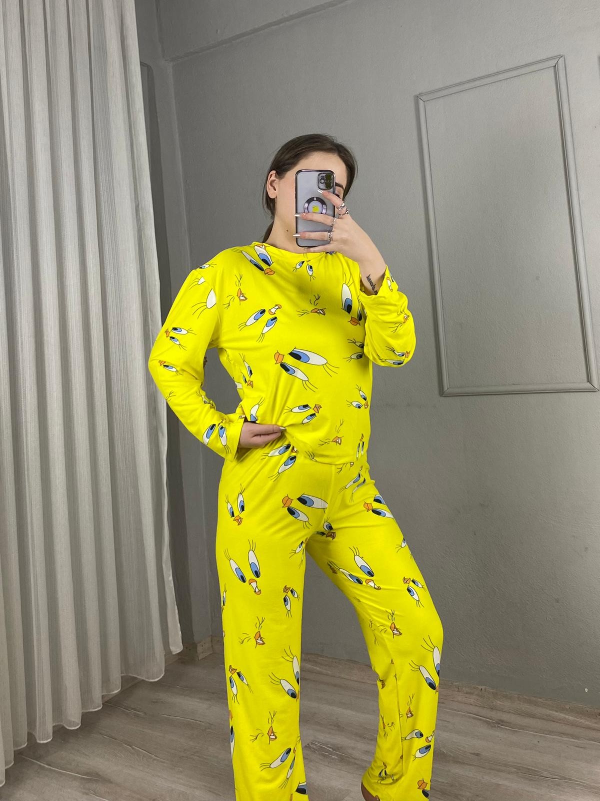 Tweety Desenli Uzun Kollu Pijama Takımı