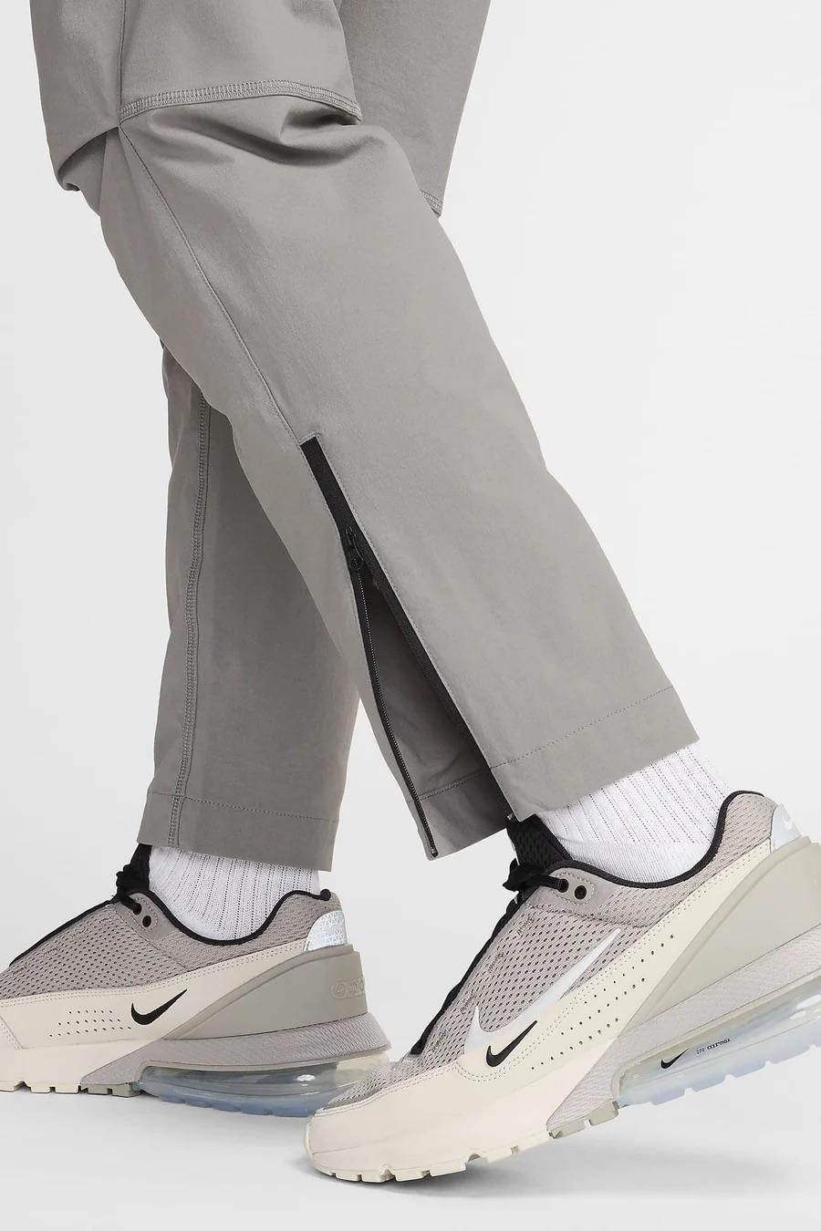 NİKE Tech Woven Trousers