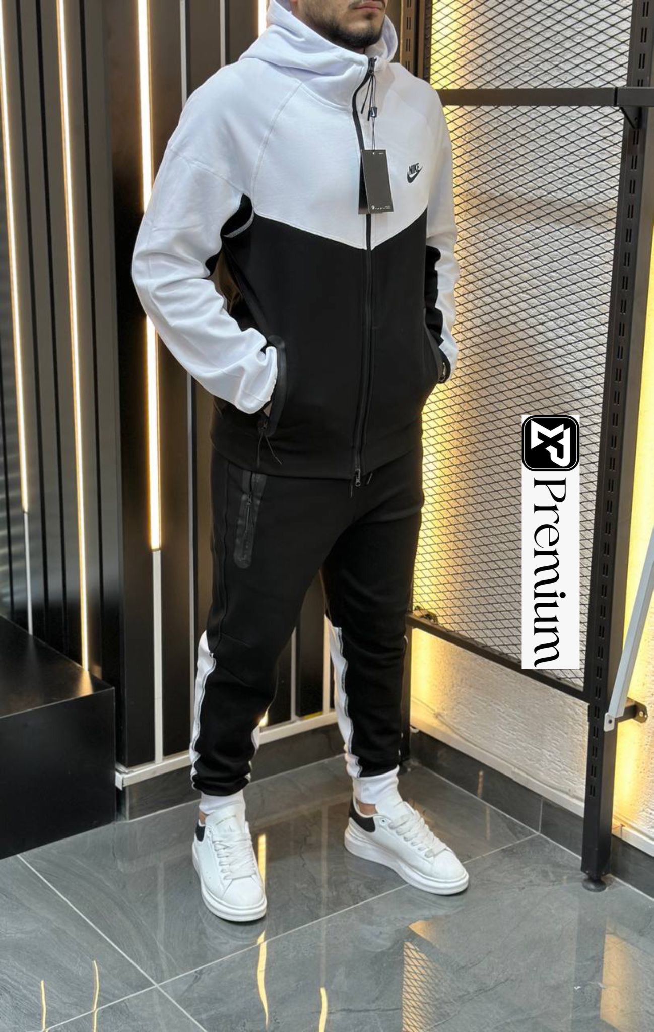 NİKE Tech Fleece New Windrunner Takım