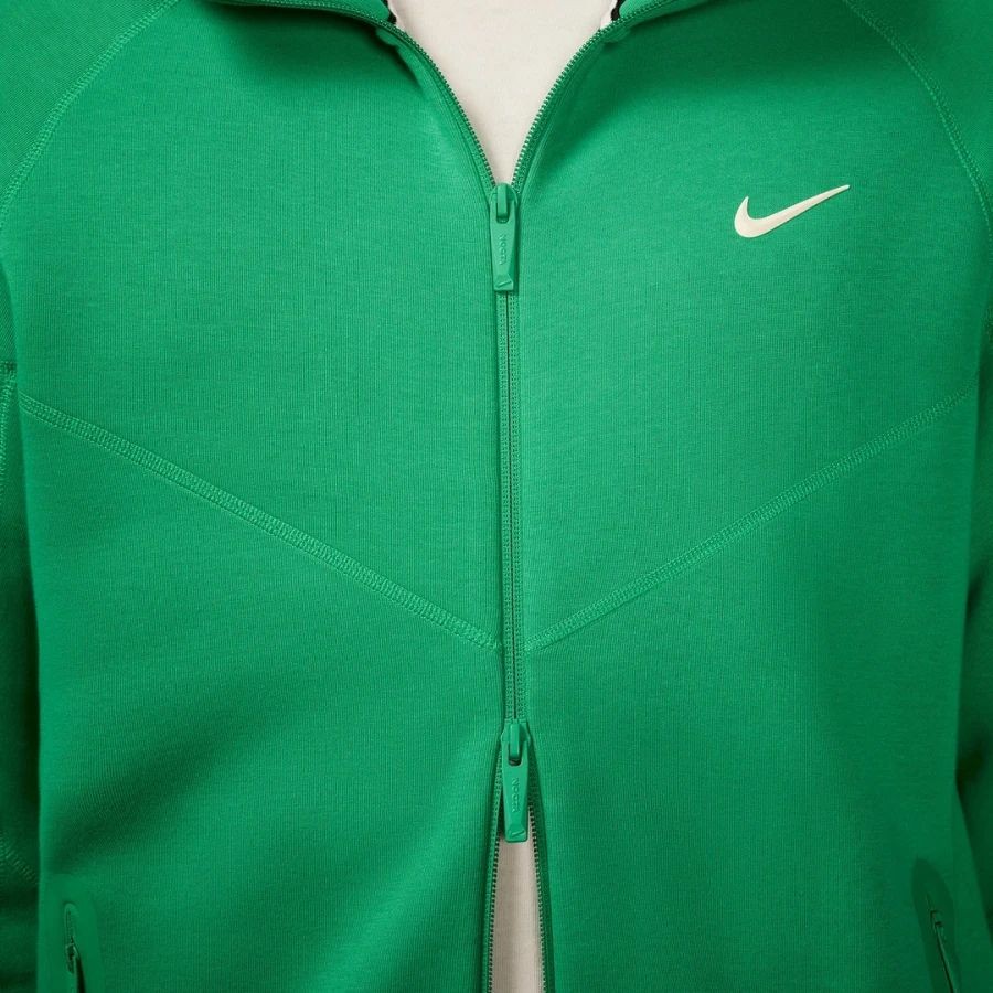 YENİ SEZON NIKE TECH FLEECE YEŞİL TAKIM