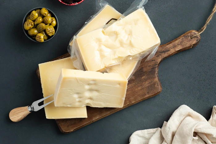 Kars Gravyer Peyniri