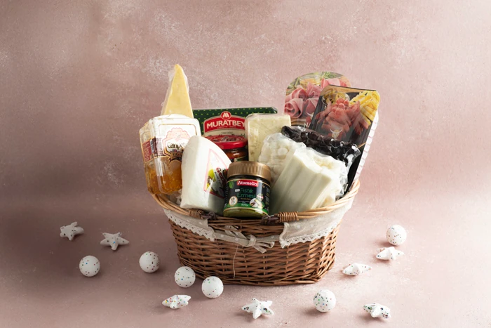 Bi Tatlı Kahvaltı Sepeti