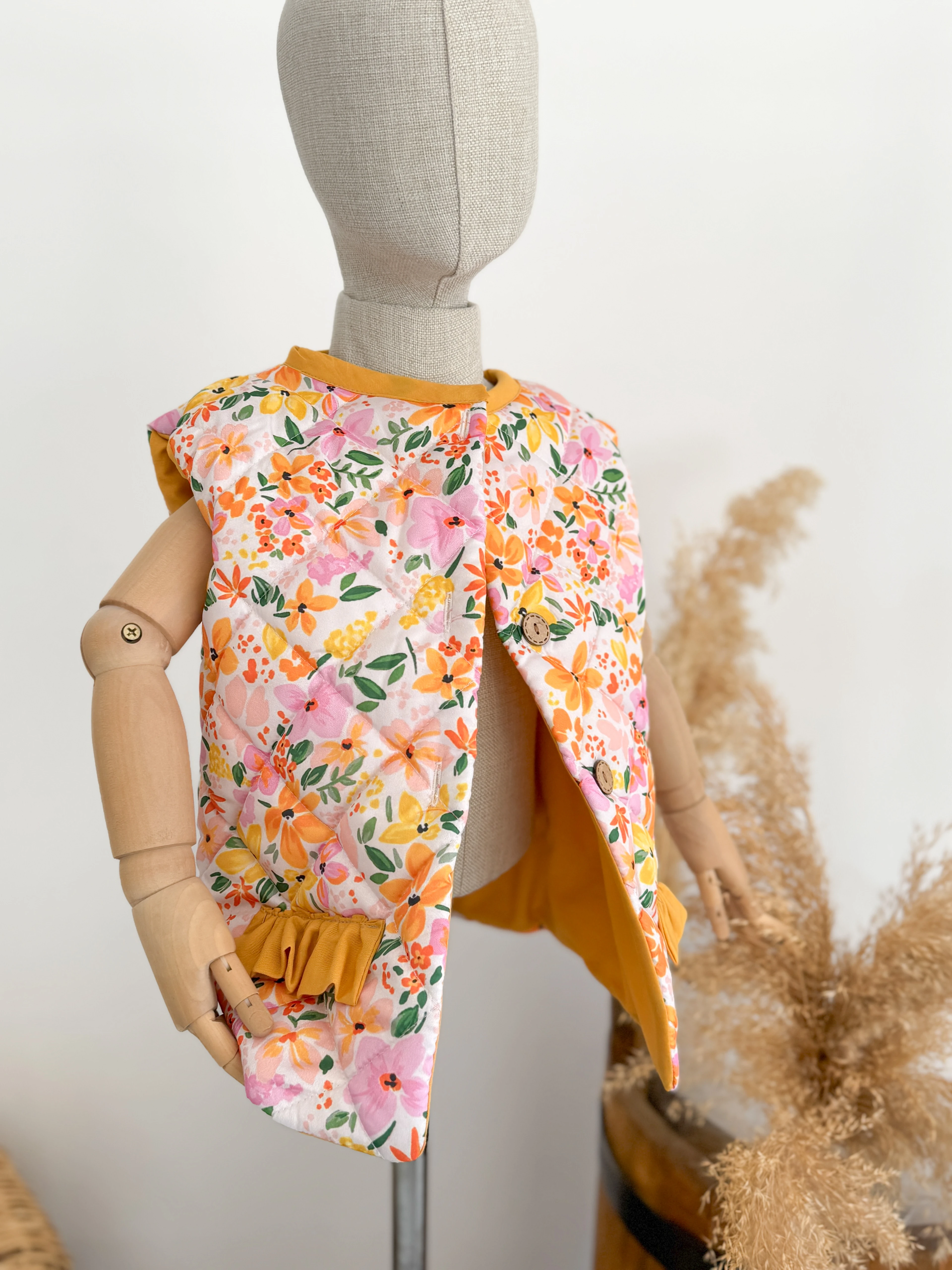 FLOWER KAPİTONE YELEK