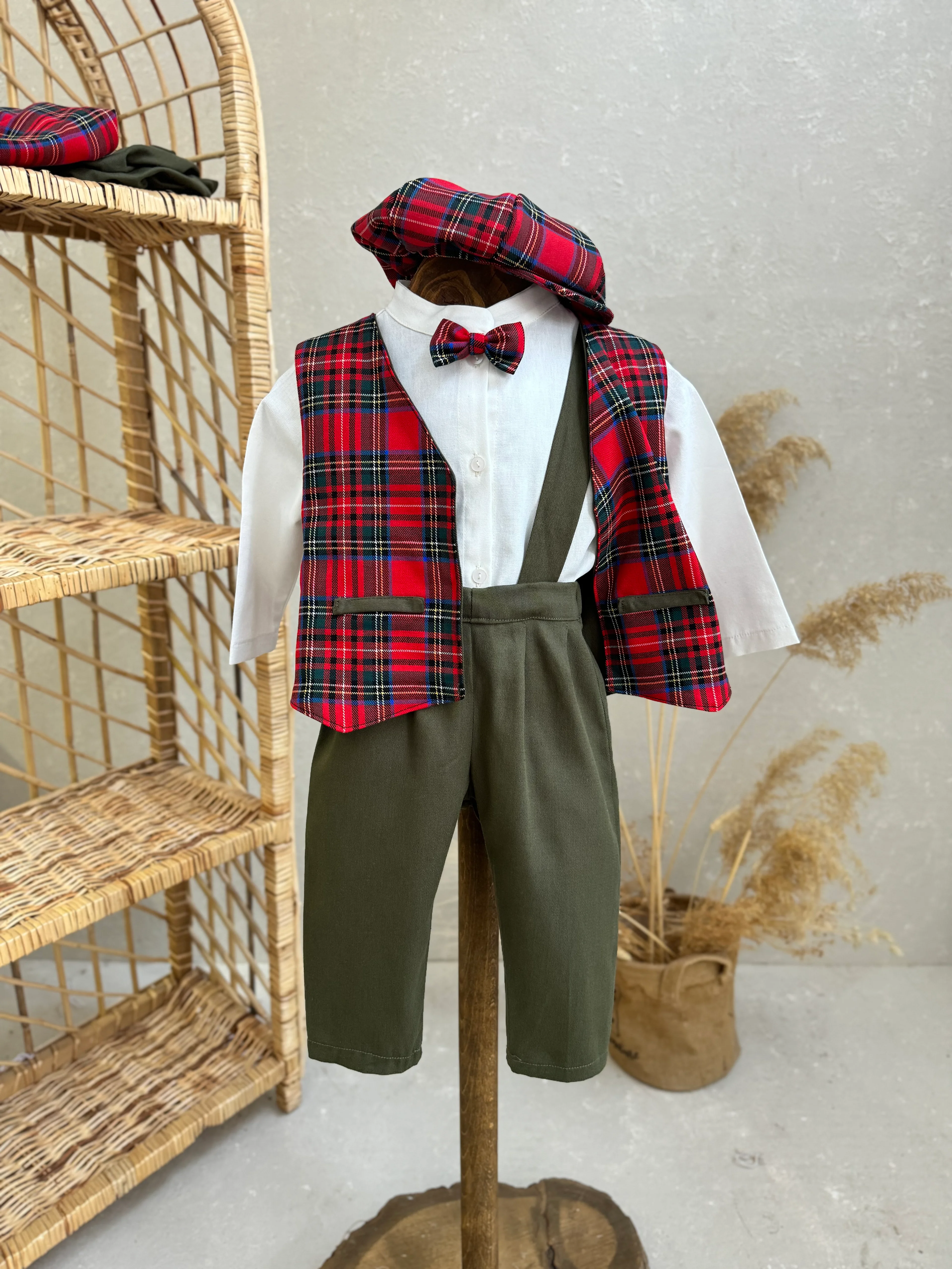 HAKİ PANTOLON - GÖMLEK 