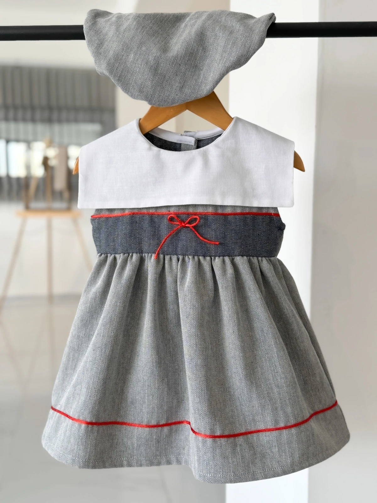 ELLA MAVİ ELBİSE-RESSAM ŞAPKALI 2 Lİ SET 