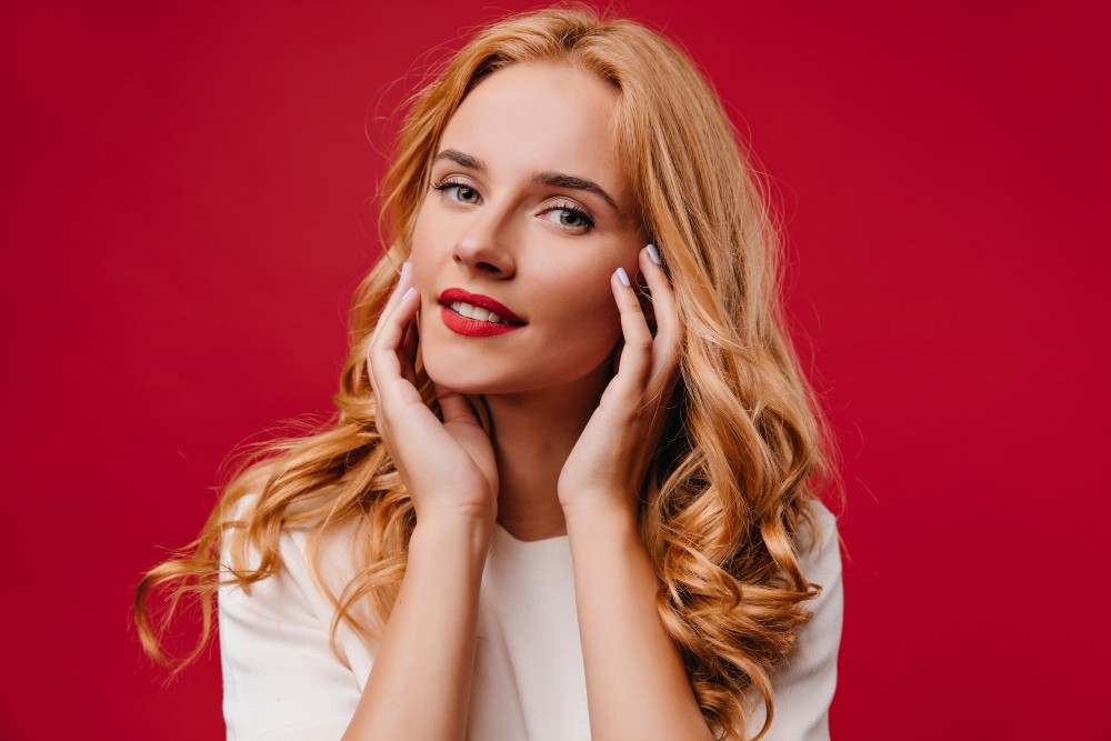 Kuru Saçlara Can Veren Yeni Nesil Maske: Veela Moisturizing Care Hair Mask