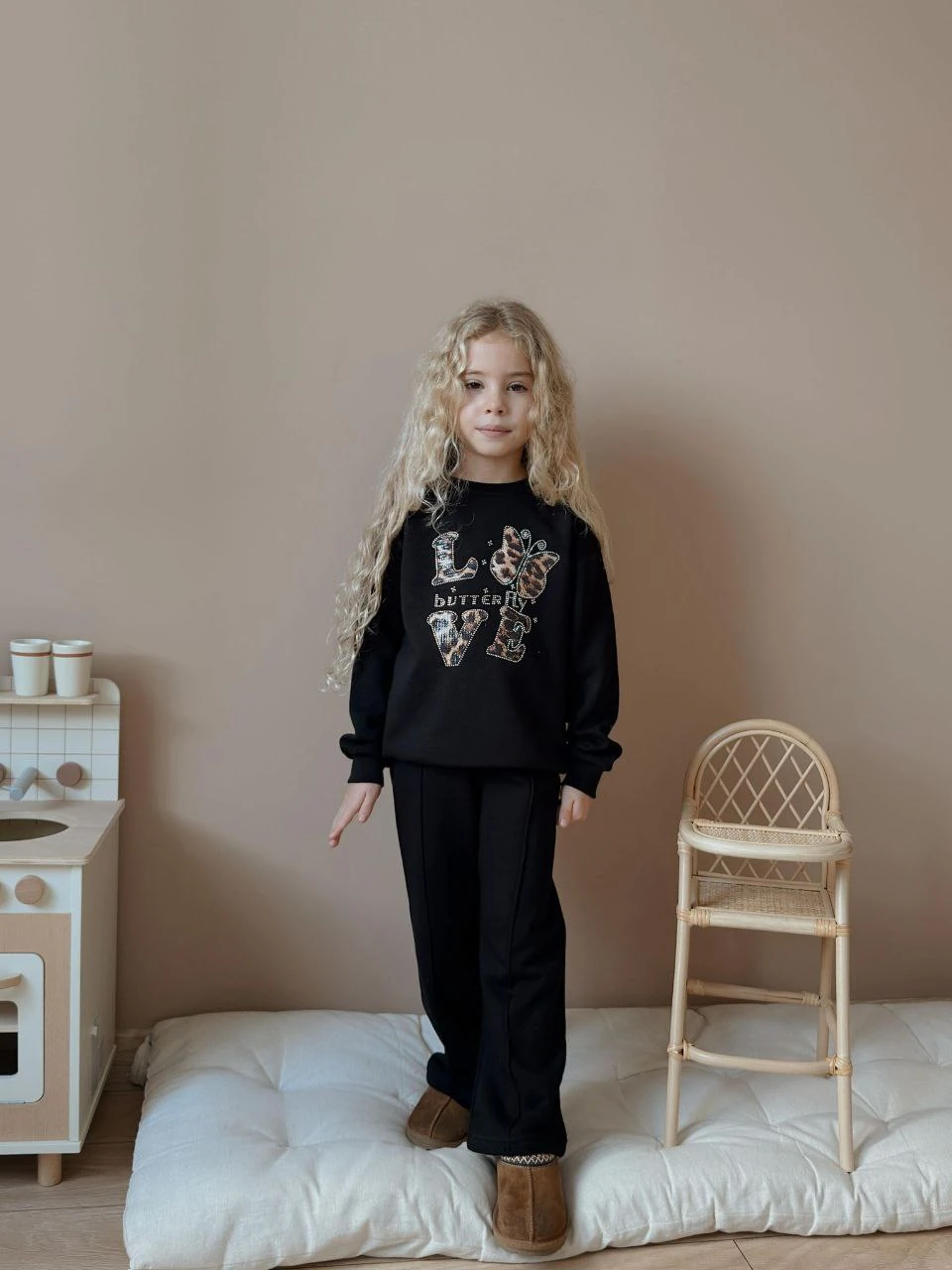 3-10 Yaş Kız Çocuk Love Baskılı 3 İp Şardonlu Eşofman Takımı