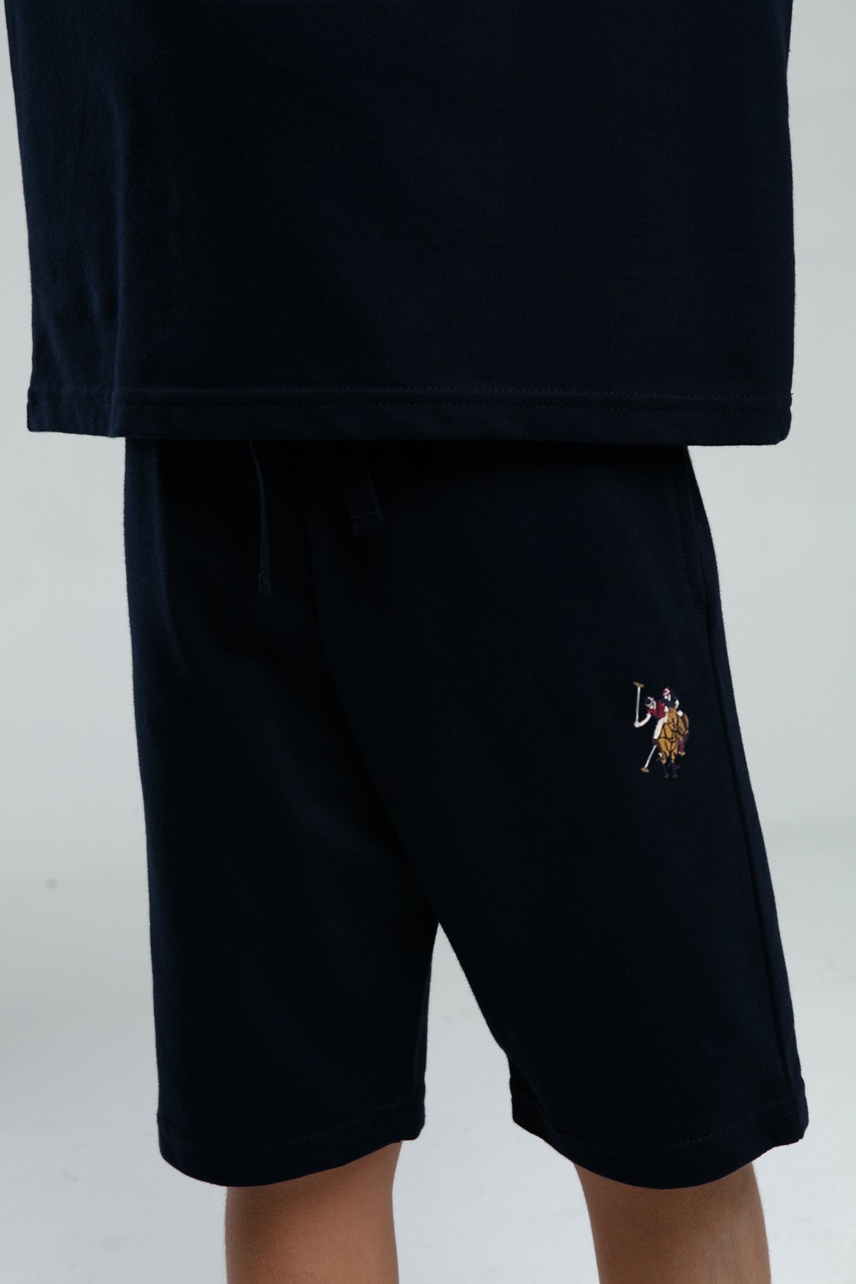 9-15 Yaş Lisanslı Us Polo Assn Erkek Çocuk Takım-Siyah