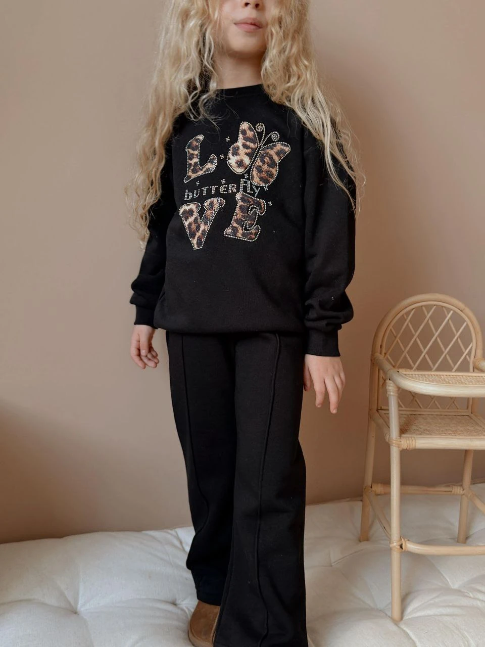 3-10 Yaş Kız Çocuk Love Baskılı 3 İp Şardonlu Eşofman Takımı