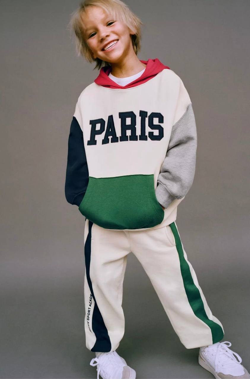 3-10 Yaş Erkek Çocuk Paris Baskılı Renk Bloklu Kapüşonlu Takım