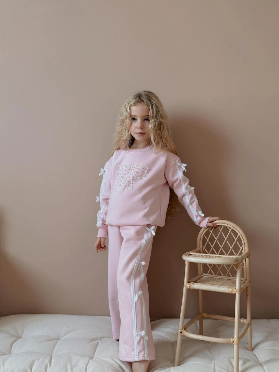 3-10 Yaş Kız Çocuk Fiyonklu 3 İp Şardonlu Eşofman Takımı