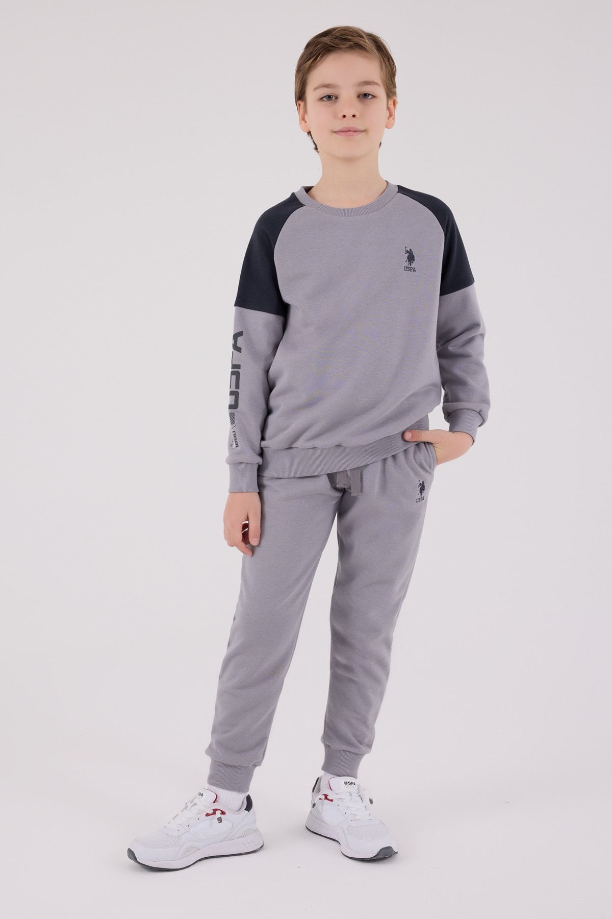 4-15 Yaş Erkek Çocuk US Polo Assn Lisanslı Gri Eşofman Takımı