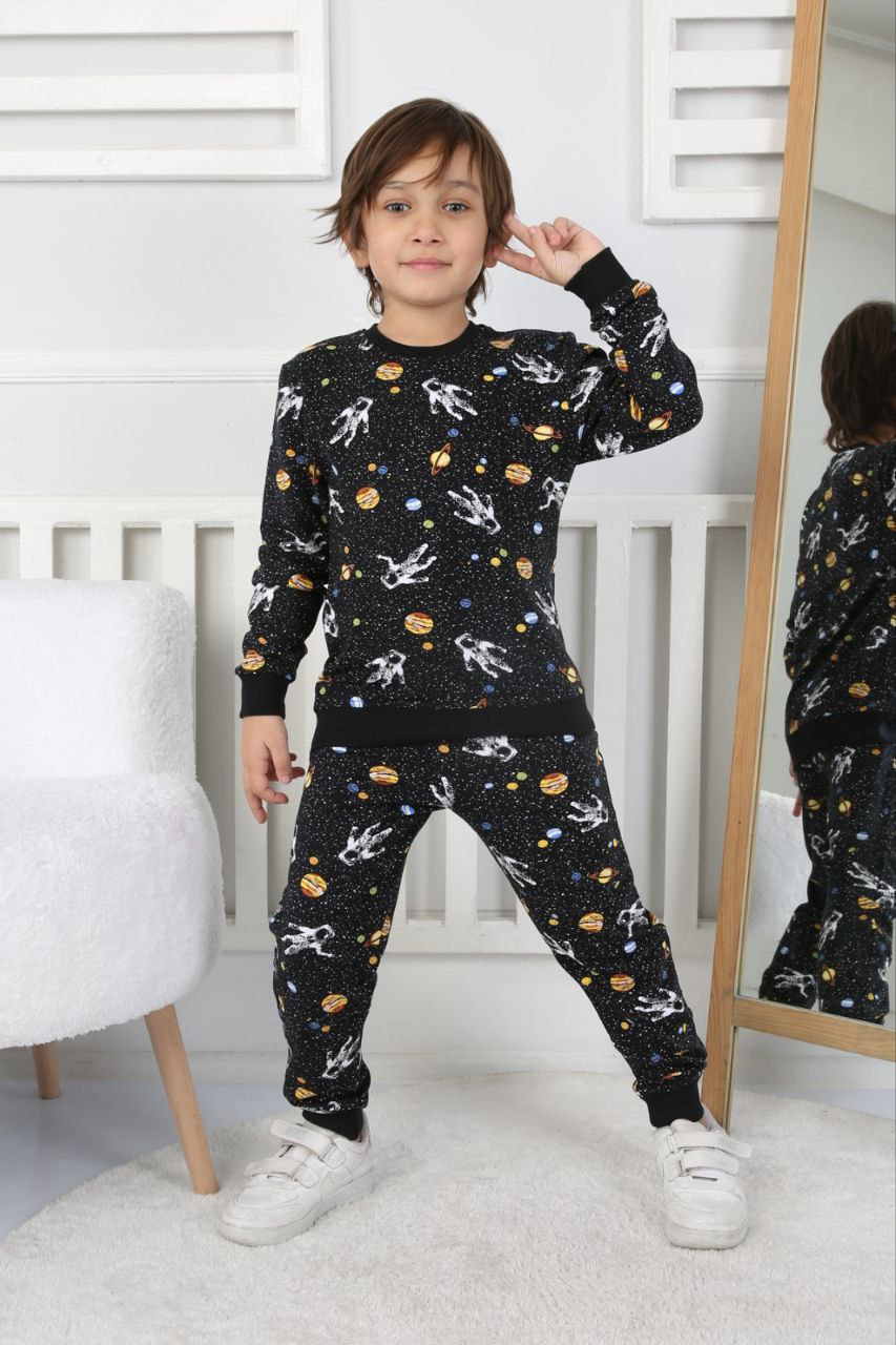 3-8 Yaş Astronot Desenli Siyah Erkek Çocuk Pijama Takımı