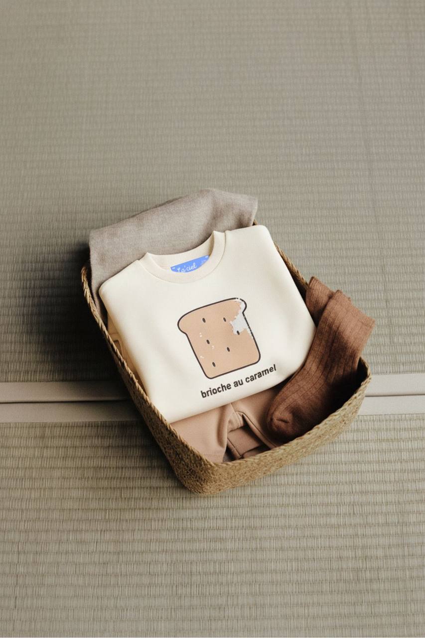 2-7 Yaş Kız Çocuk Karamel Ekmek Baskılı Takım