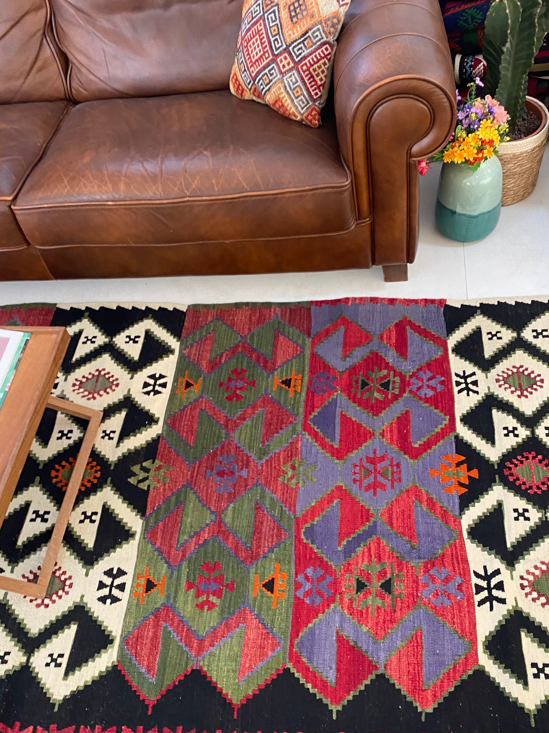 Handwoven Vintage Emirdag Kilim 2