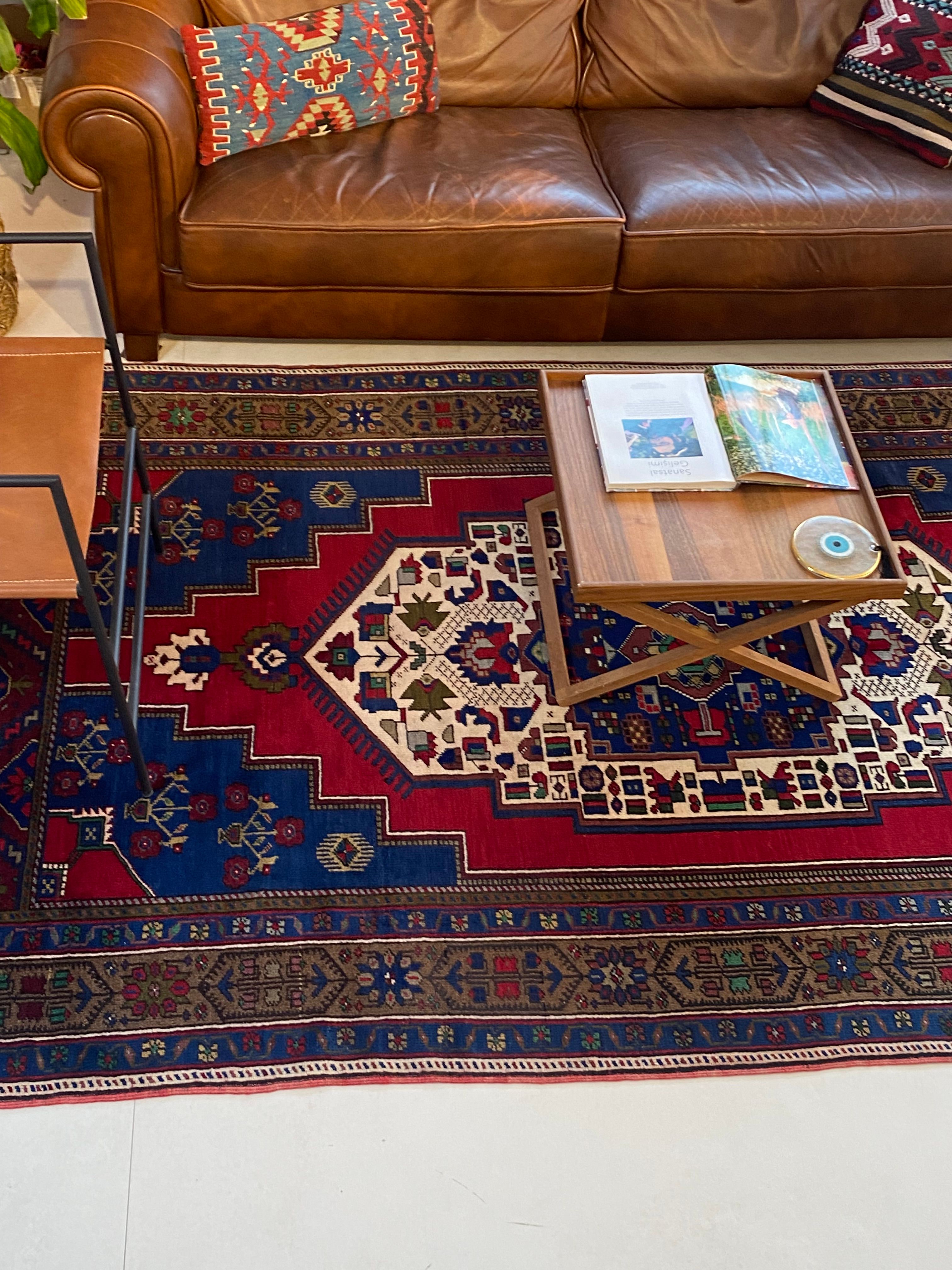 Central Anatolia Taspinar Hand-Woven Carpet