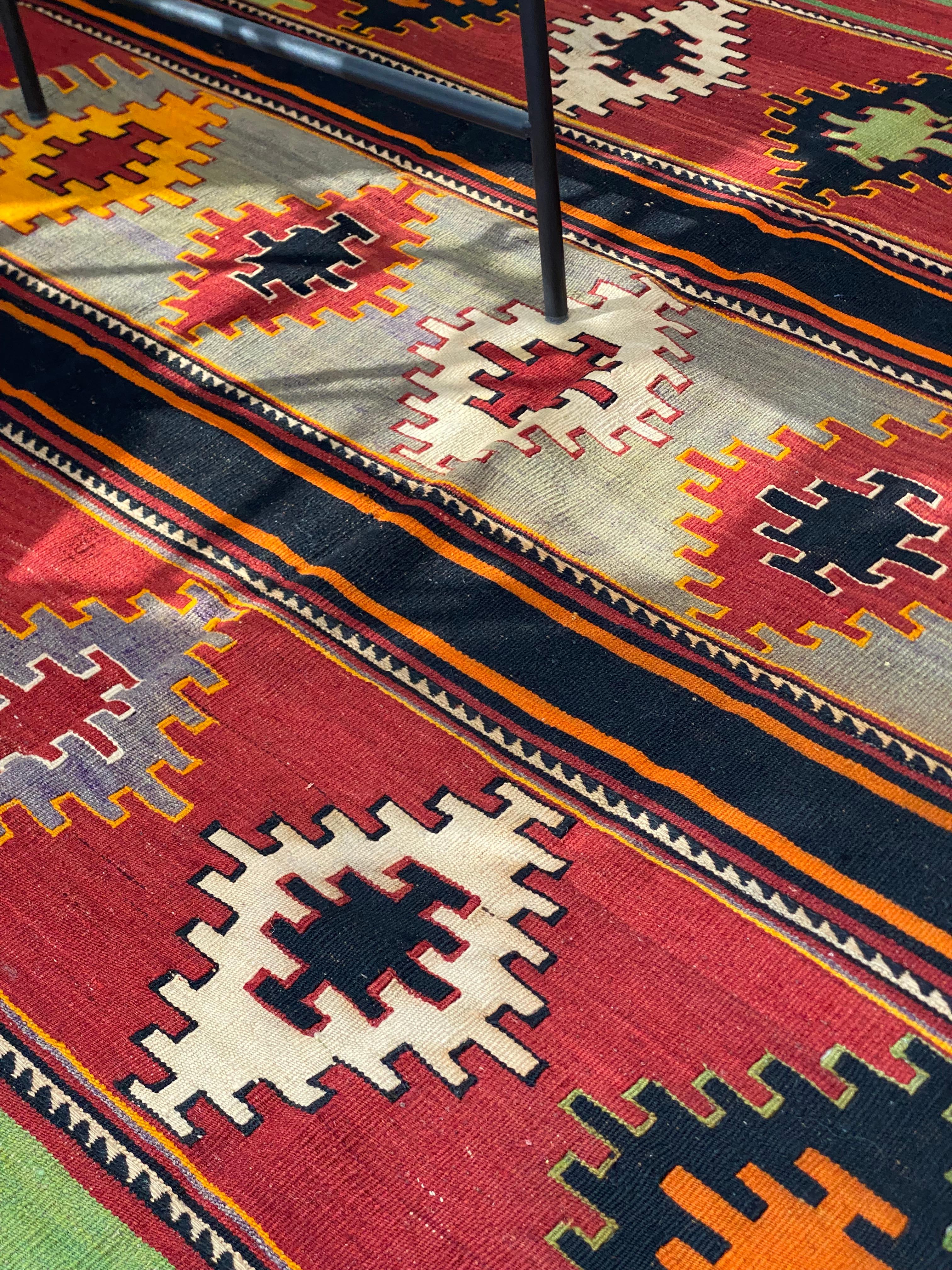 Vintage Handwoven Sivas Kilim