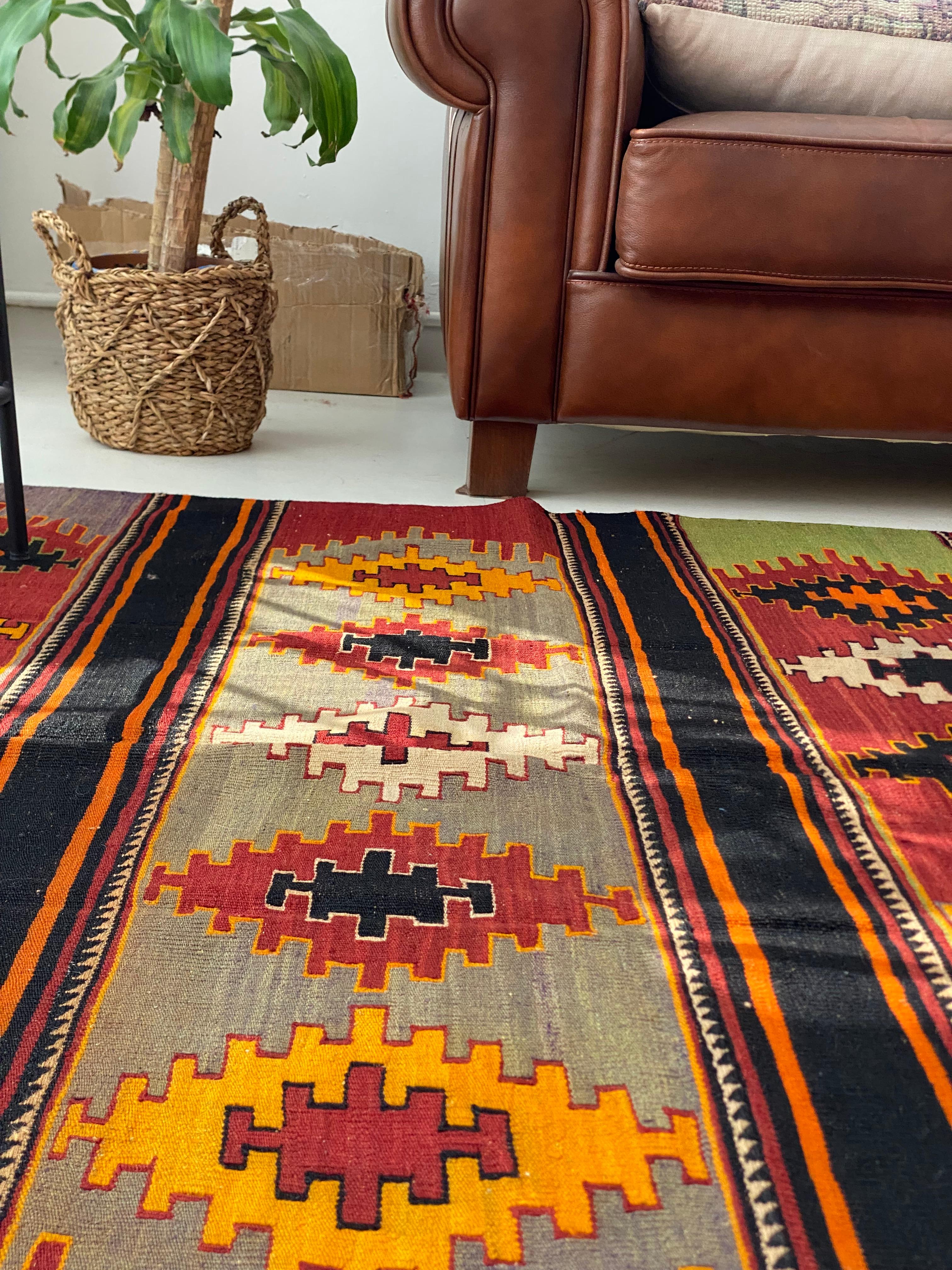 Vintage Handwoven Sivas Kilim