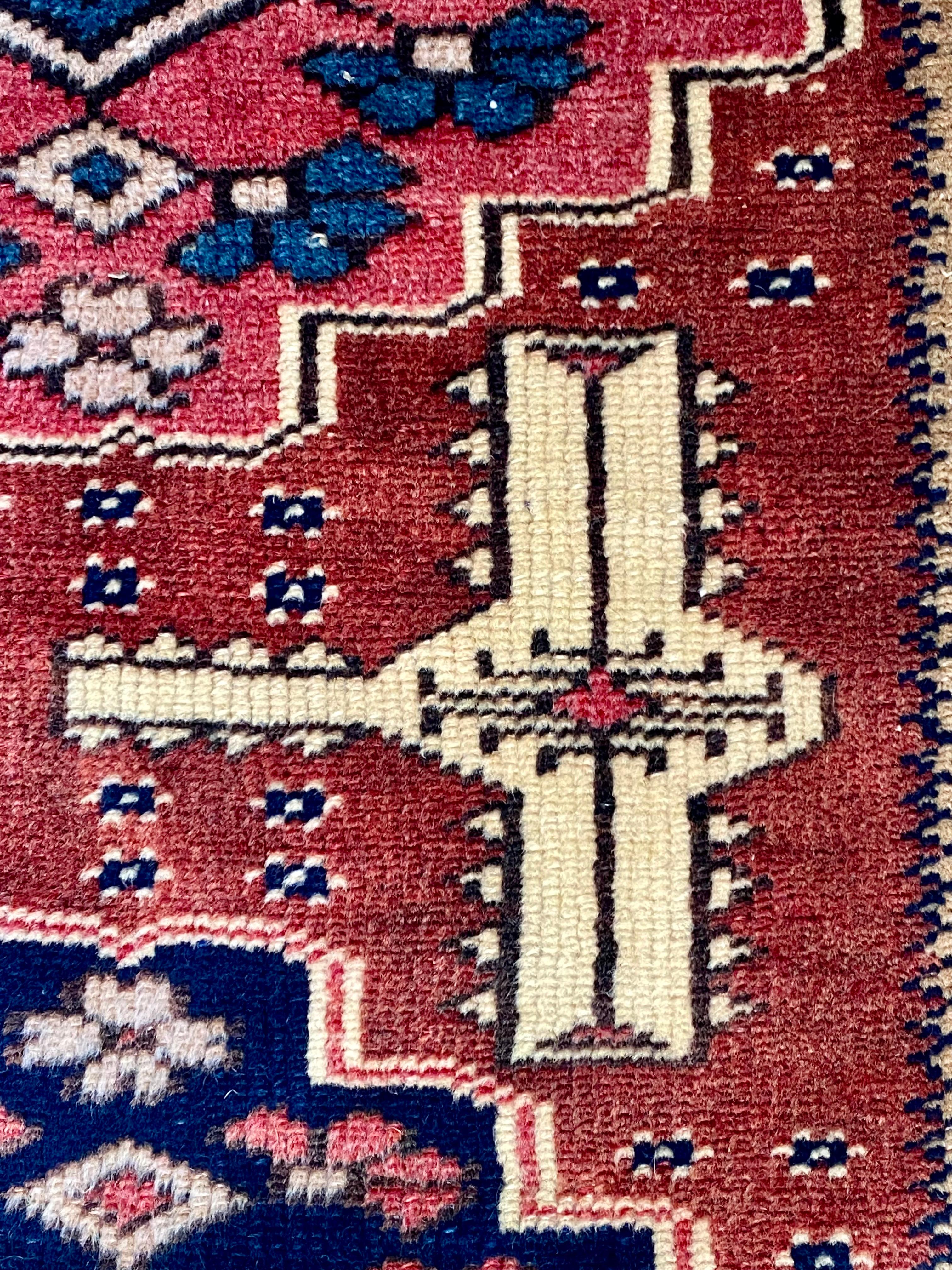 Kazakh Sirvan Hand-Woven Carpet