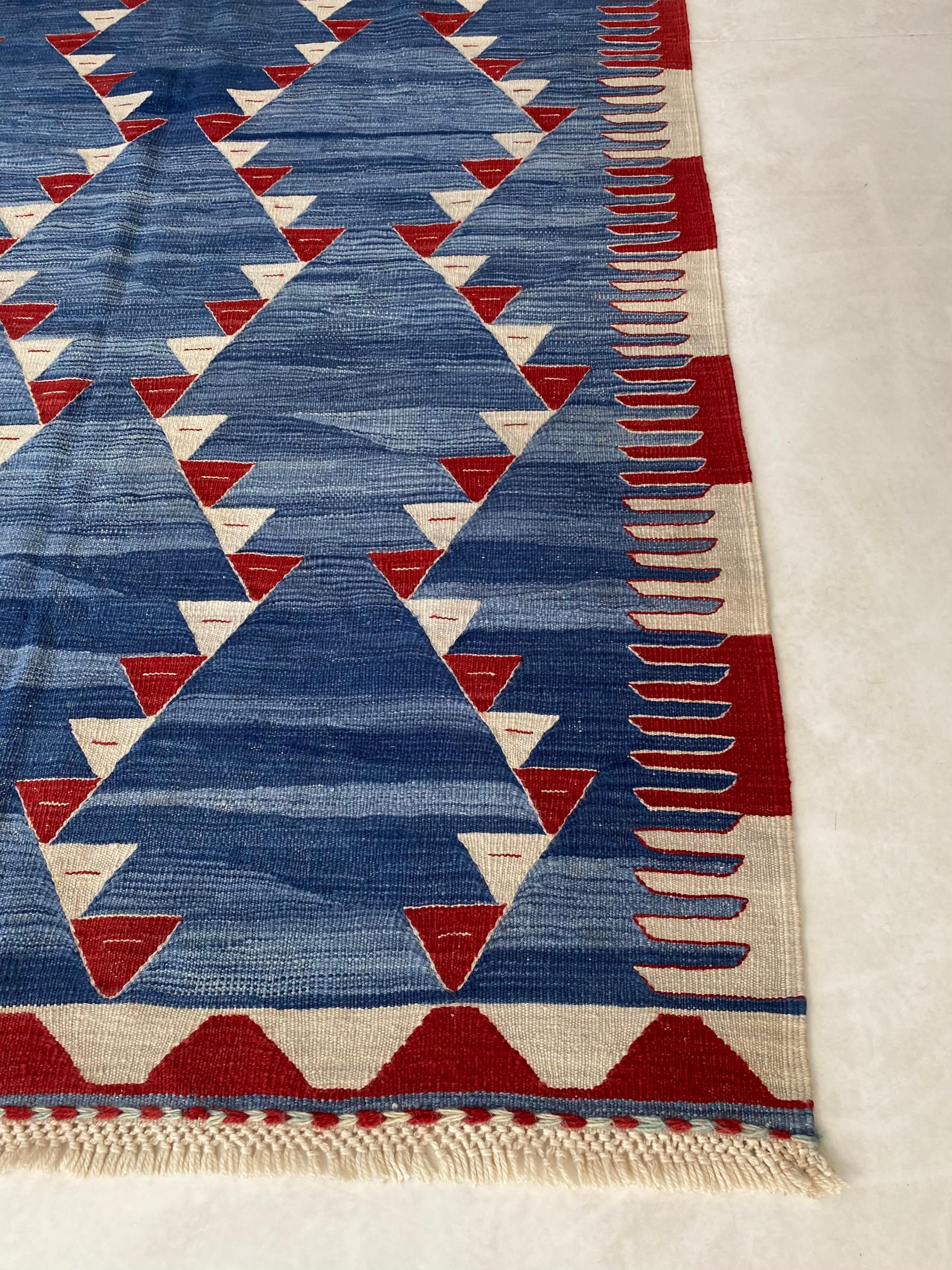 Bodrum El Dokuma Turnalı Kilim