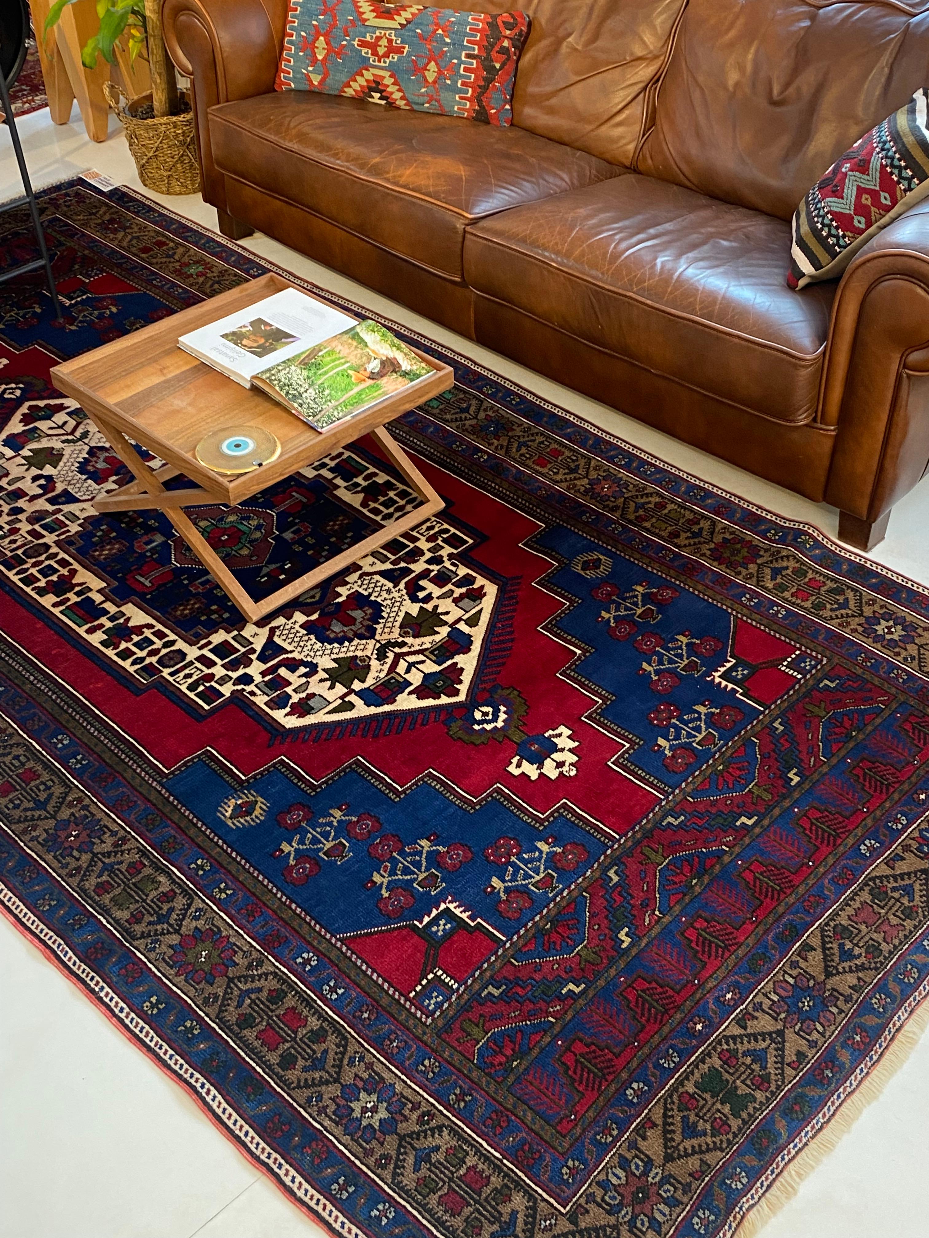 Central Anatolia Taspinar Hand-Woven Carpet