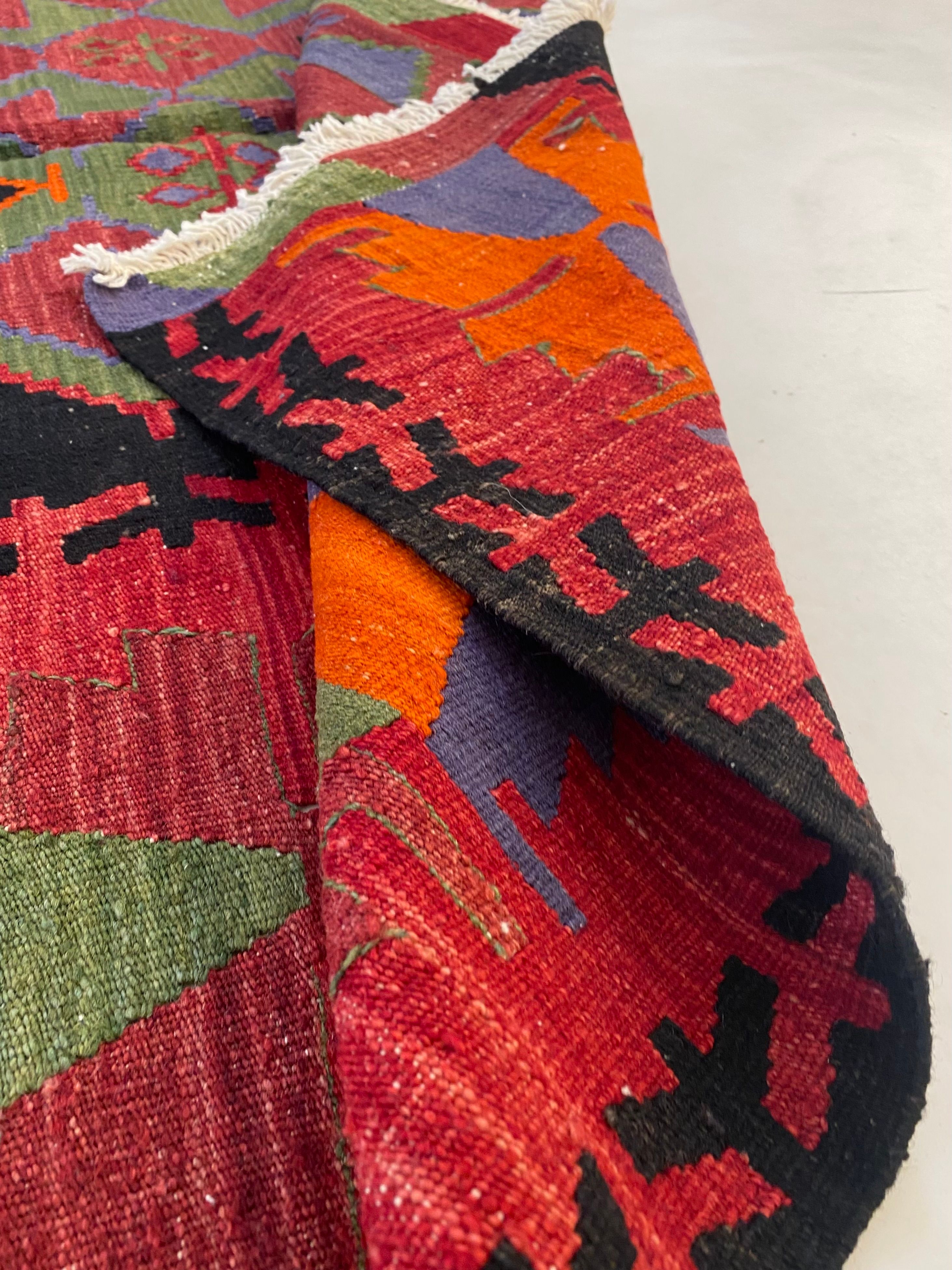 Handwoven Vintage Emirdag Kilim 2