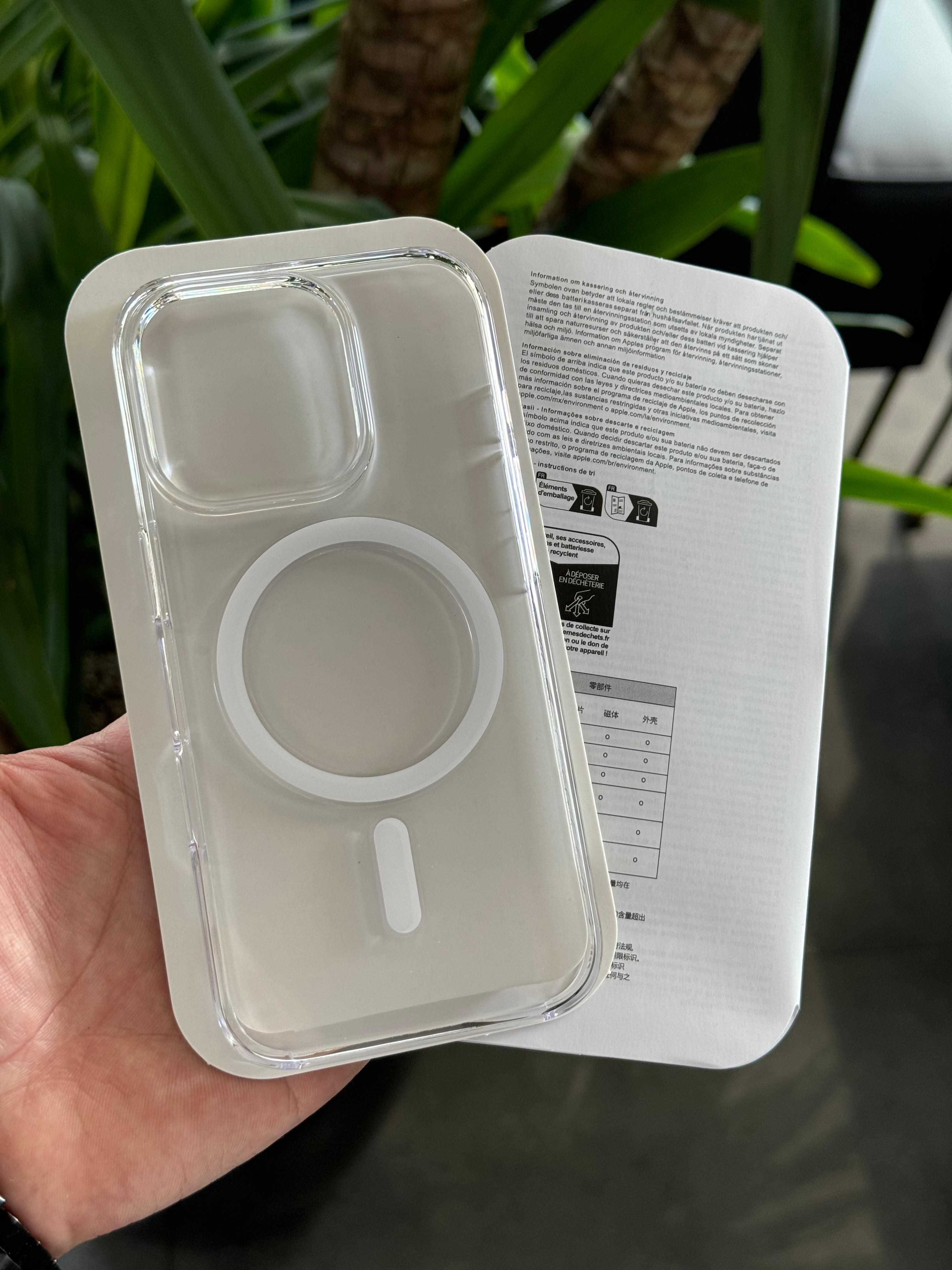 Magsafe Özellikli Animasyon Destekli Yüksek Kalite Kılıf