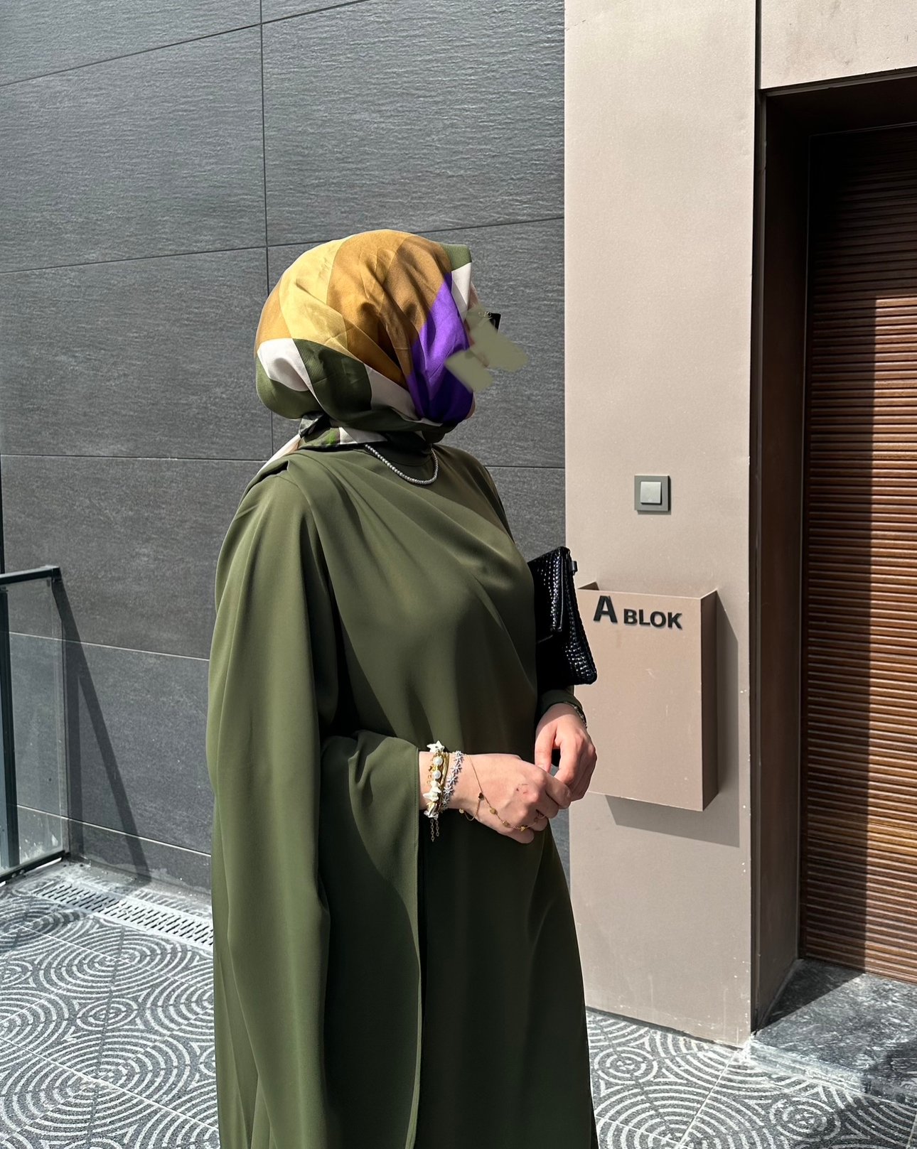 ASKER YEŞİLİ DAMLA ELBİSE