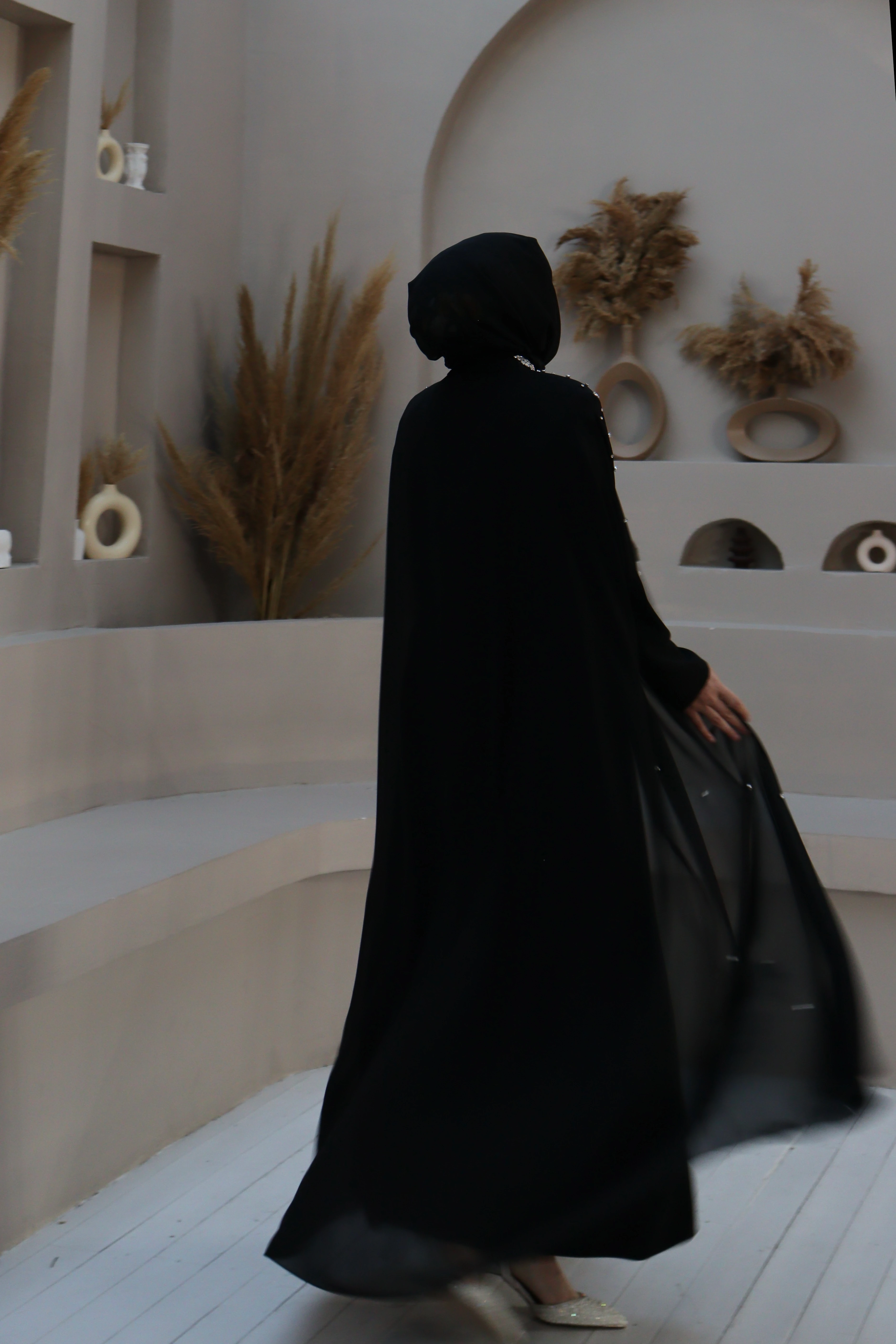 SİYAH PARLA ELBİSE