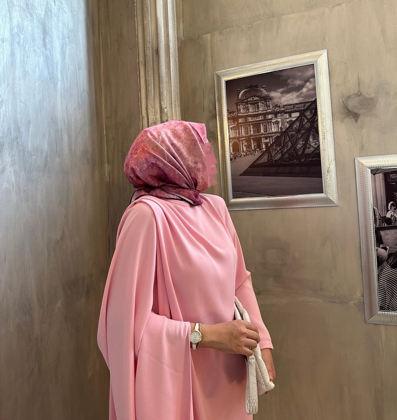 PEMBE ALACALI EŞARP