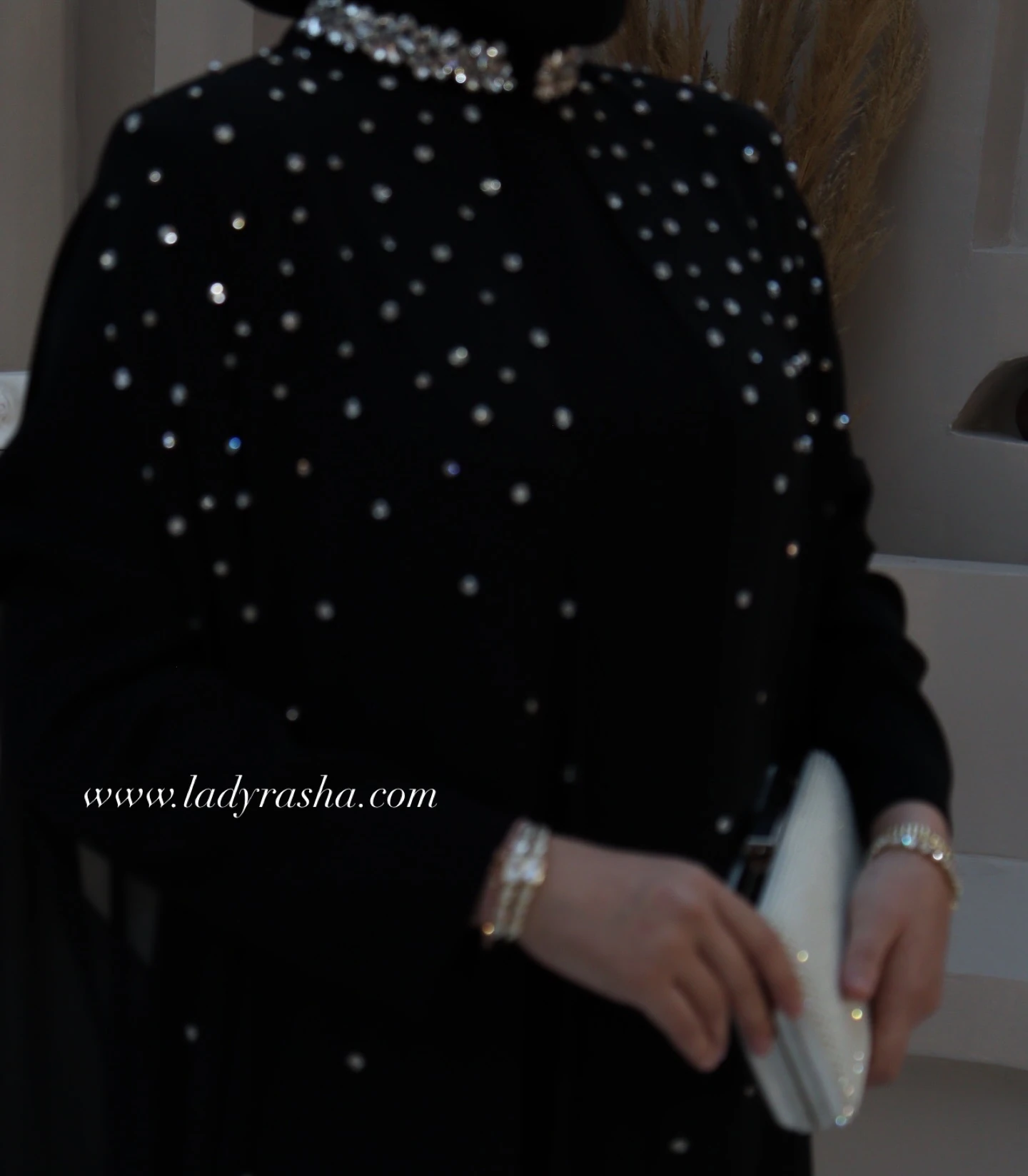 SİYAH PARLA ELBİSE