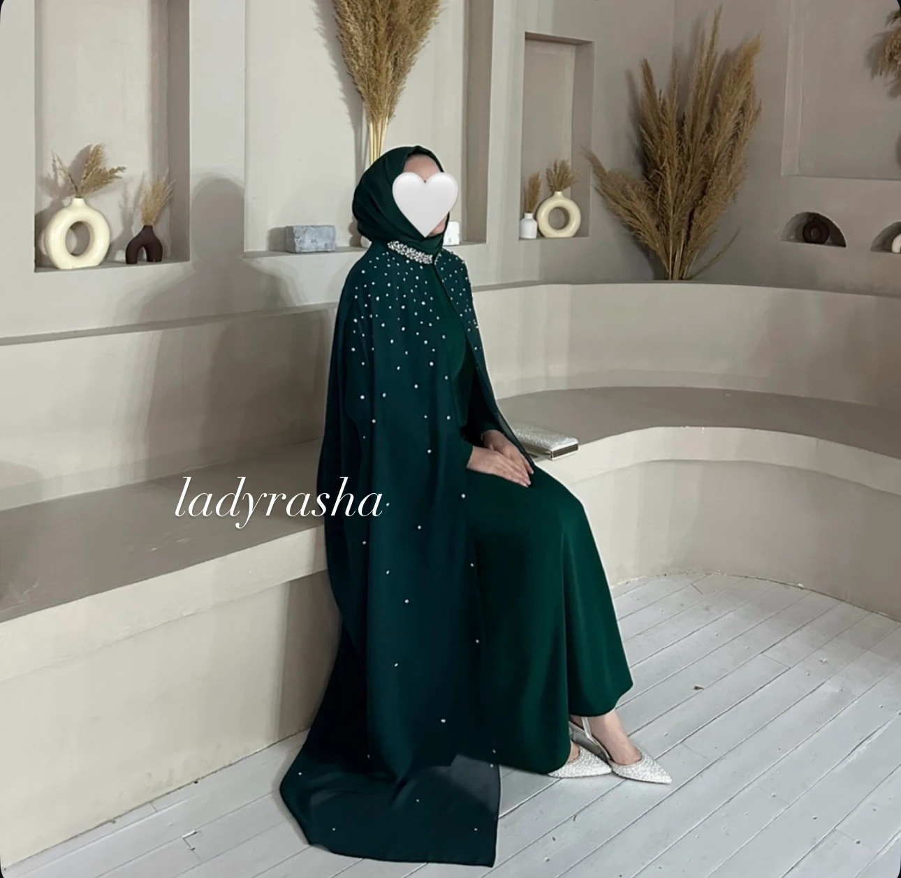 ZÜMRÜT YEŞİLİ PARLA ELBİSE