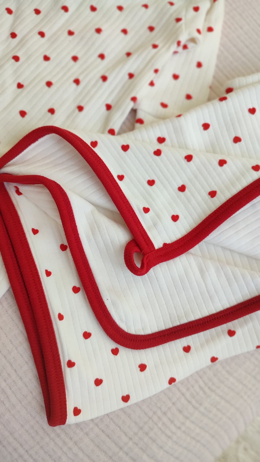 MİNİK KALPLİ BATTANİYE %100 PAMUK ÇİFT KAT 80x90 CM