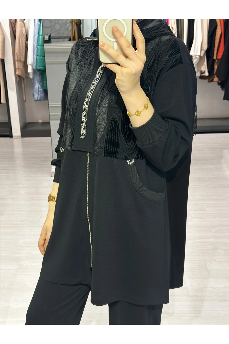 SOLİS YAPRAK MOTİFLİ TAKIM