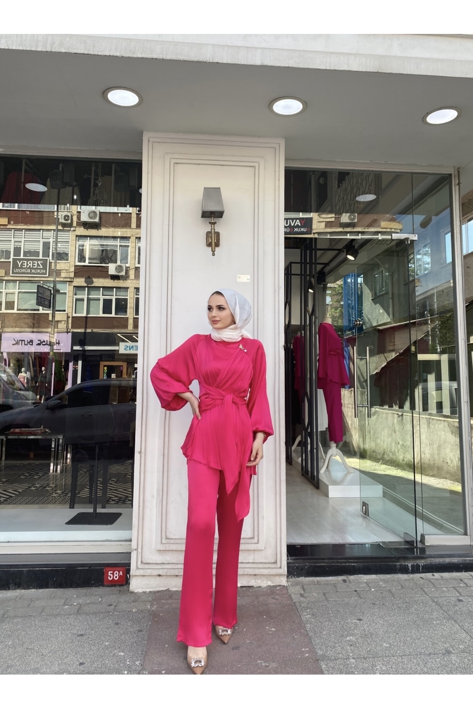 Asimetrik Kumaşlı Fuşya Takım