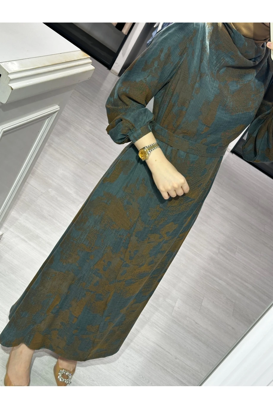 ALMARWAH DEGAJE YAKA ELBİSE