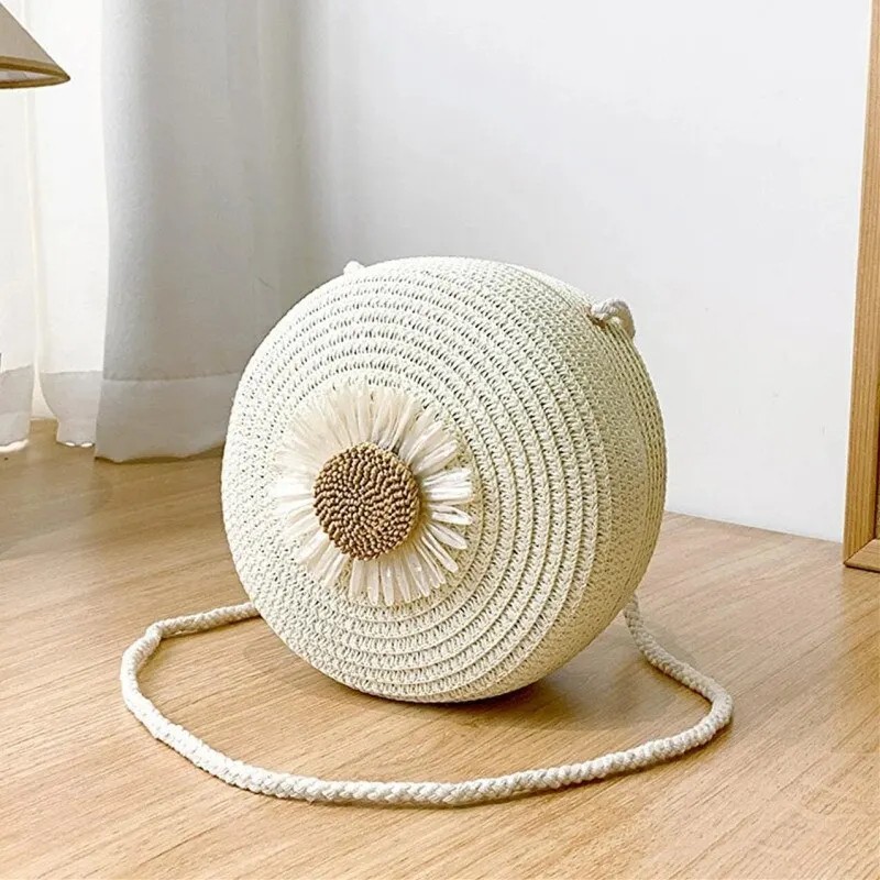 Boho Flower Circle Straw Crossbody Bag - Vintage Mini Shoulder Bag for Women, Ideal for Beach and Everyday Style - Available in White, Beige, and Brown