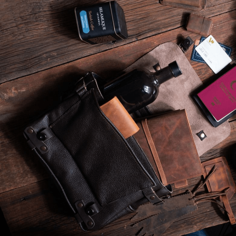 Izmir Classic Leather Messenger Bag – Dark Brown Edition by HappyNear Exclusive