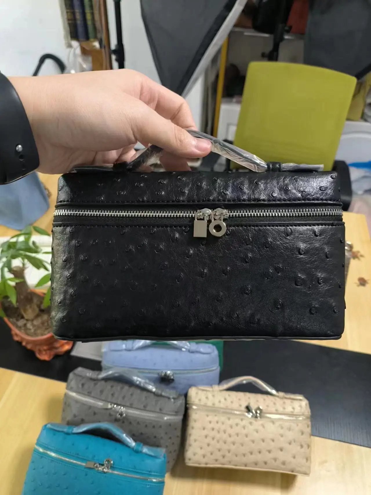 Borsa a secchiello piccola da donna di lusso - Borsa a tracolla in pelle PU di struzzo di alta qualità di marca di moda