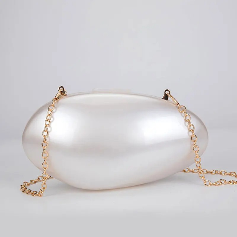 Luxury Pearl Acrylic Clutch – Designer Shell-Shaped Evening Bag with Chain Strap for Women