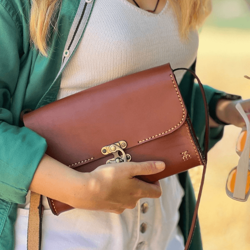 Kuşadası Heritage Crossbody – 100% Genuine Leather Handcrafted Shoulder Bag in Brown by HappyNear Exclusive